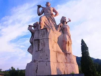 在重复中坚守——读《愚公移山》后感