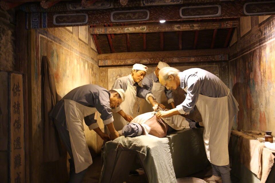 高扬国际主义,展现人民情怀 ——读《纪念白求恩》有感 高扬国际主义,展现人民情怀 ——读《纪念白求恩》有感