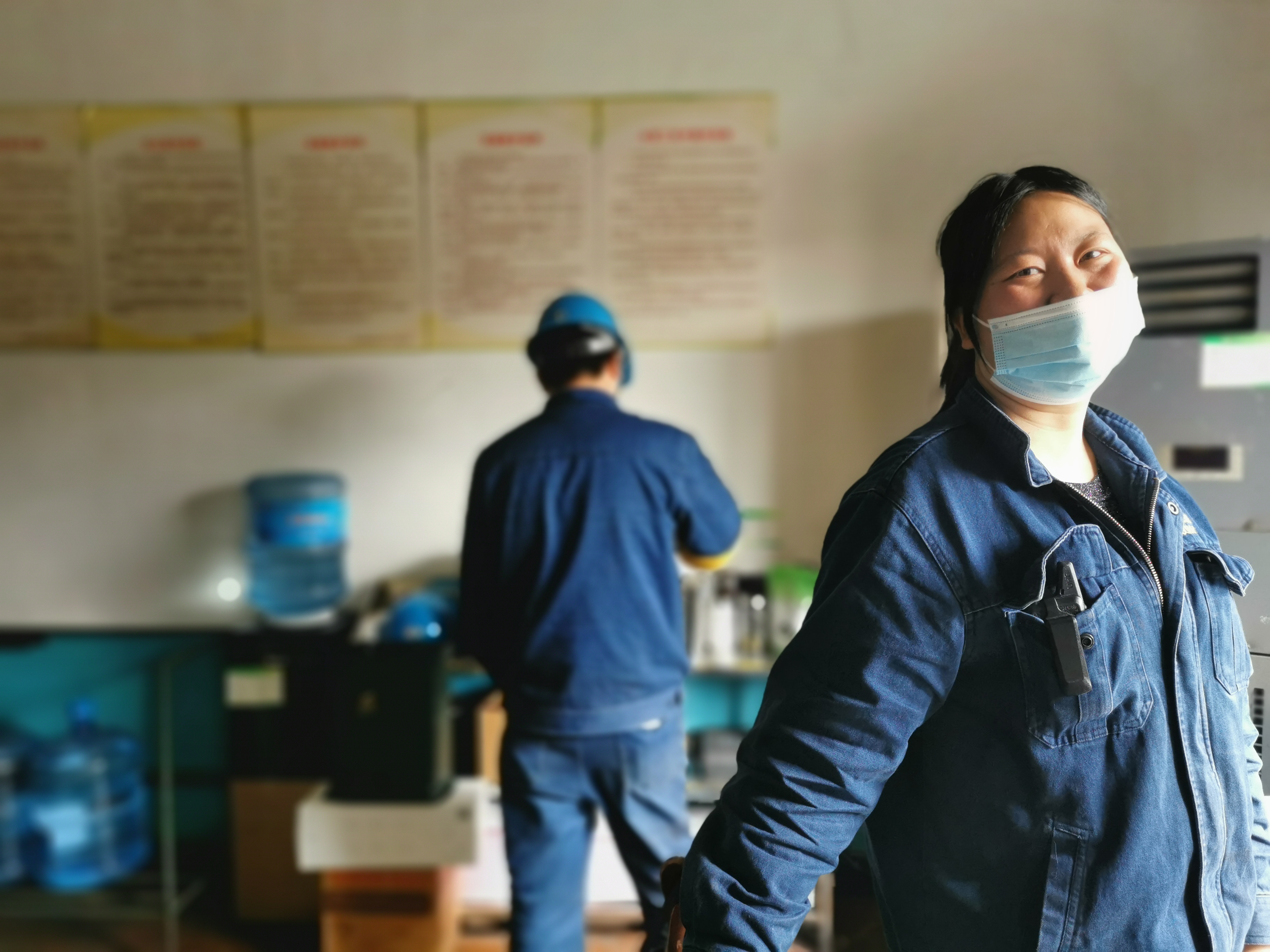 青春正当时  一线展芳华