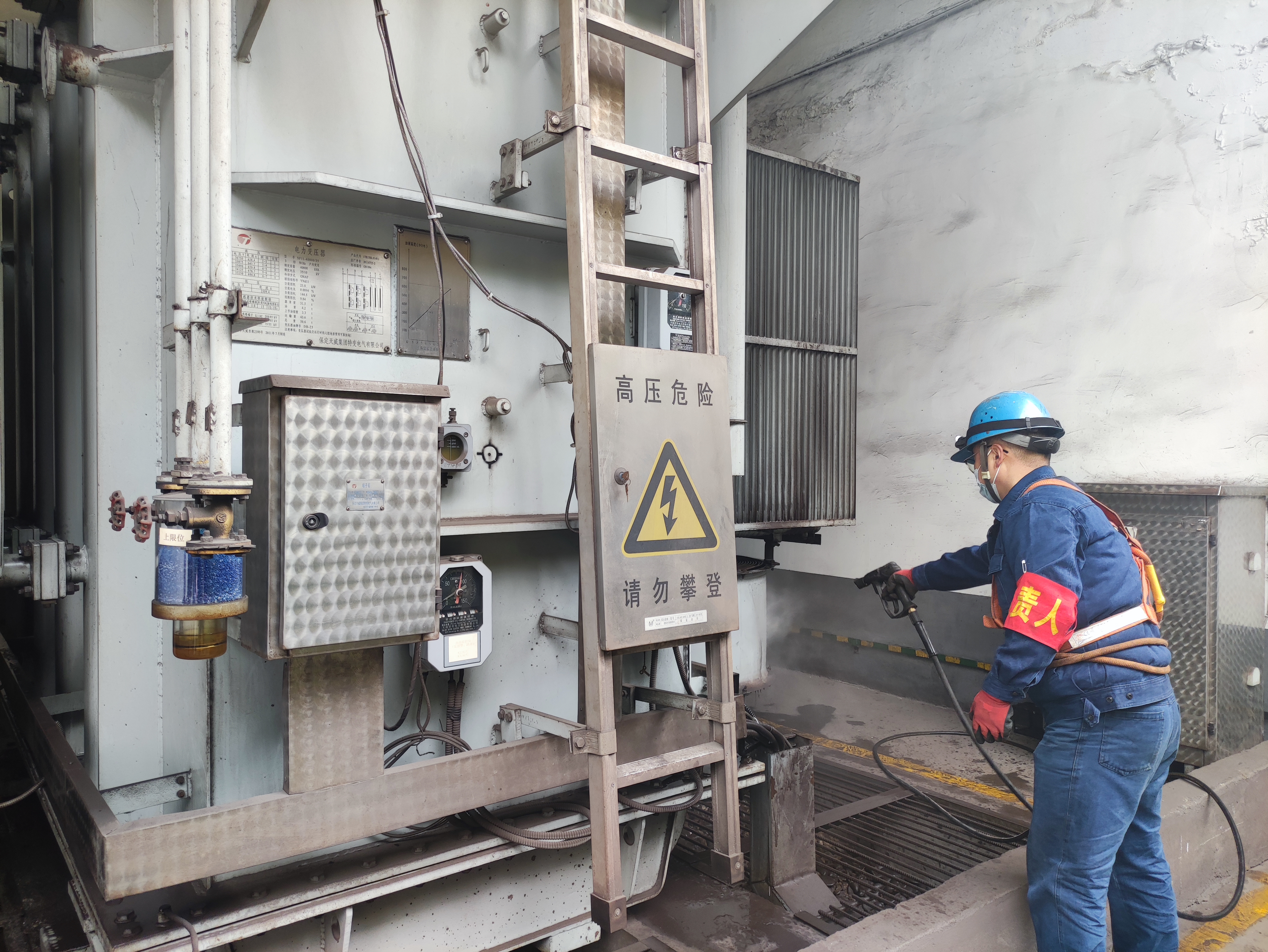 安全“三问” 红五月里亮“实招” 安全“三问” 红五月里亮“实招”