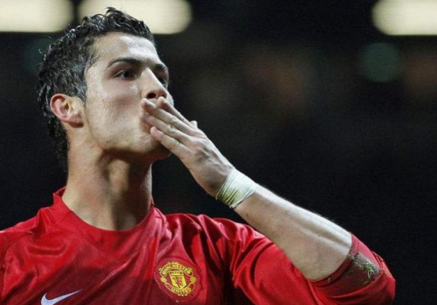 点亮心灵的灯塔 挣脱黑暗的束缚 ——记观影《千手观音》心得体会 点亮心灵的灯塔 挣脱黑暗的束缚 ——记观影《千手观音》心得体会