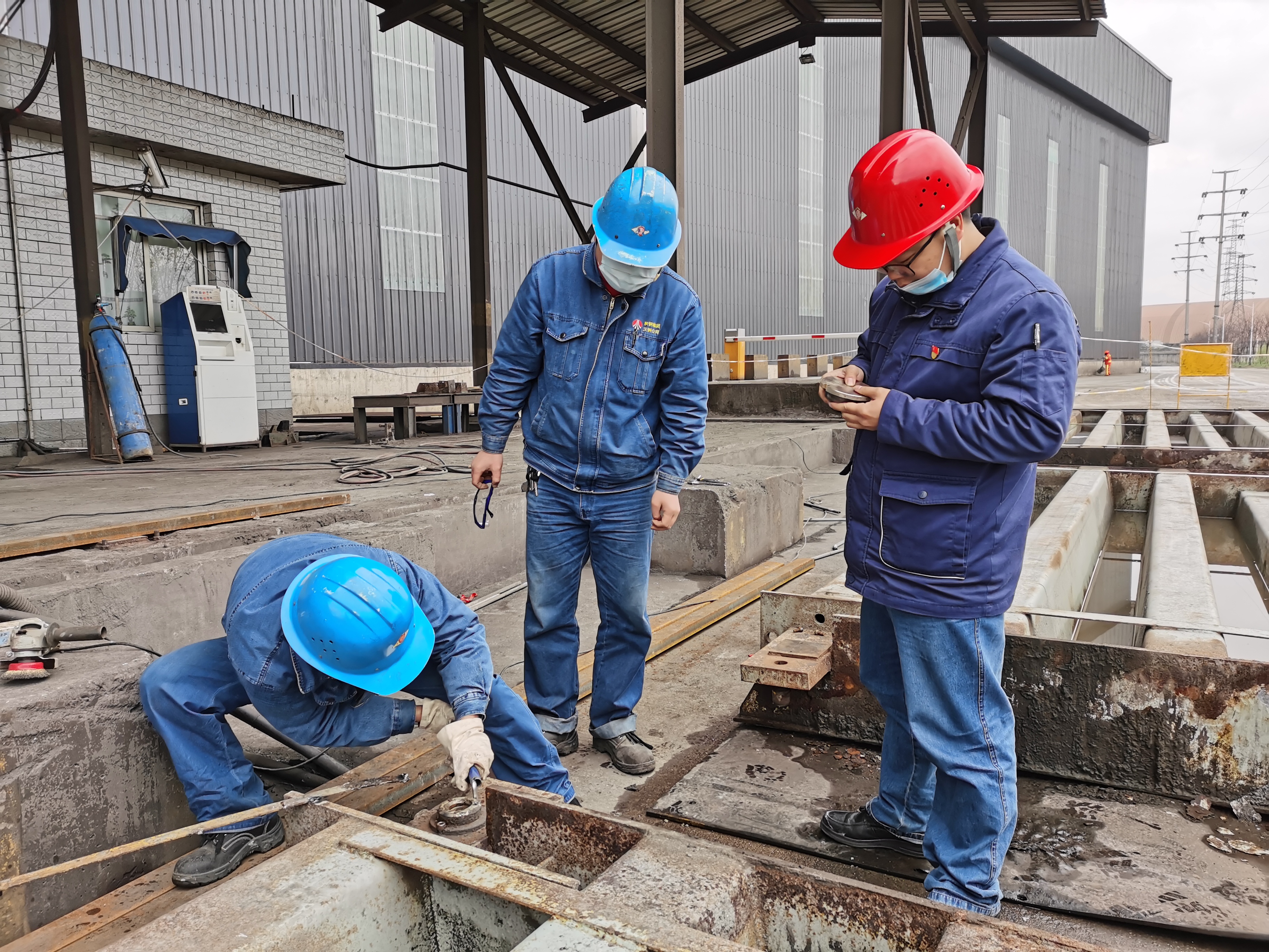 巧用“三关”护航安全之路 巧用“三关”护航安全之路