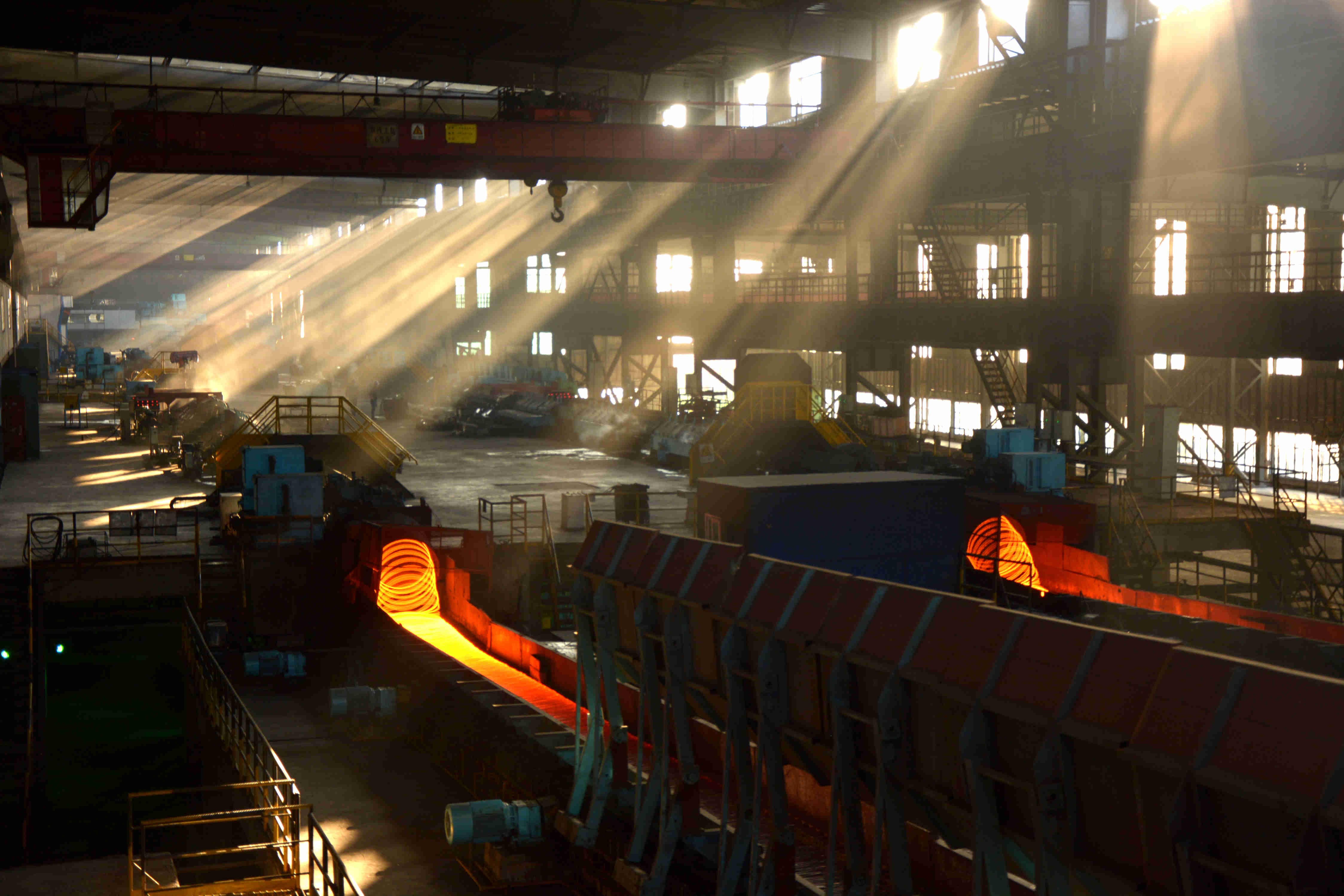 致敬，我们一起走过的钢铁岁月