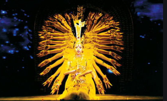 千手观音里的钢铁精神 千手观音里的钢铁精神