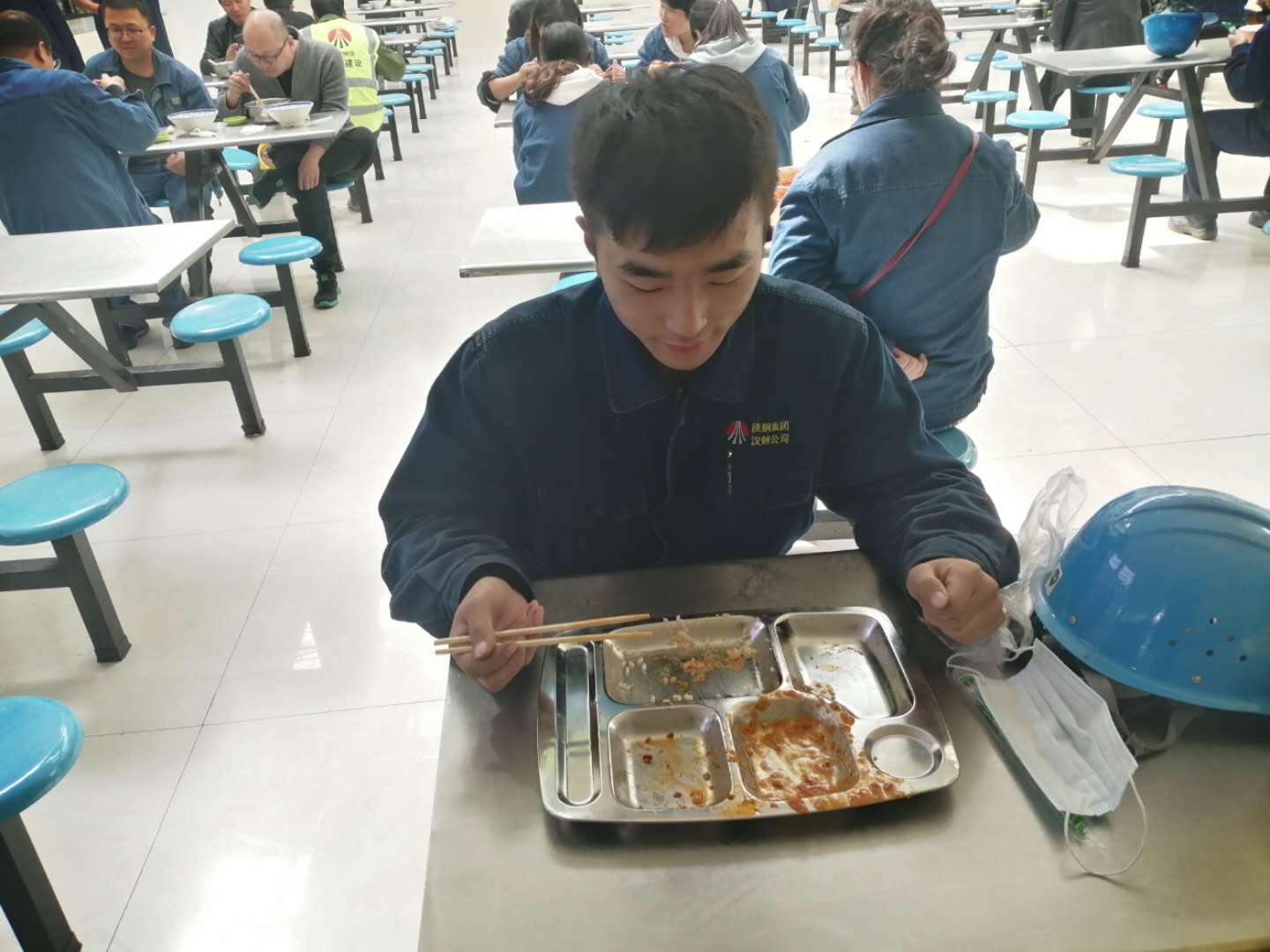 “饮水思袁”反对浪费，勤俭节约从我做起