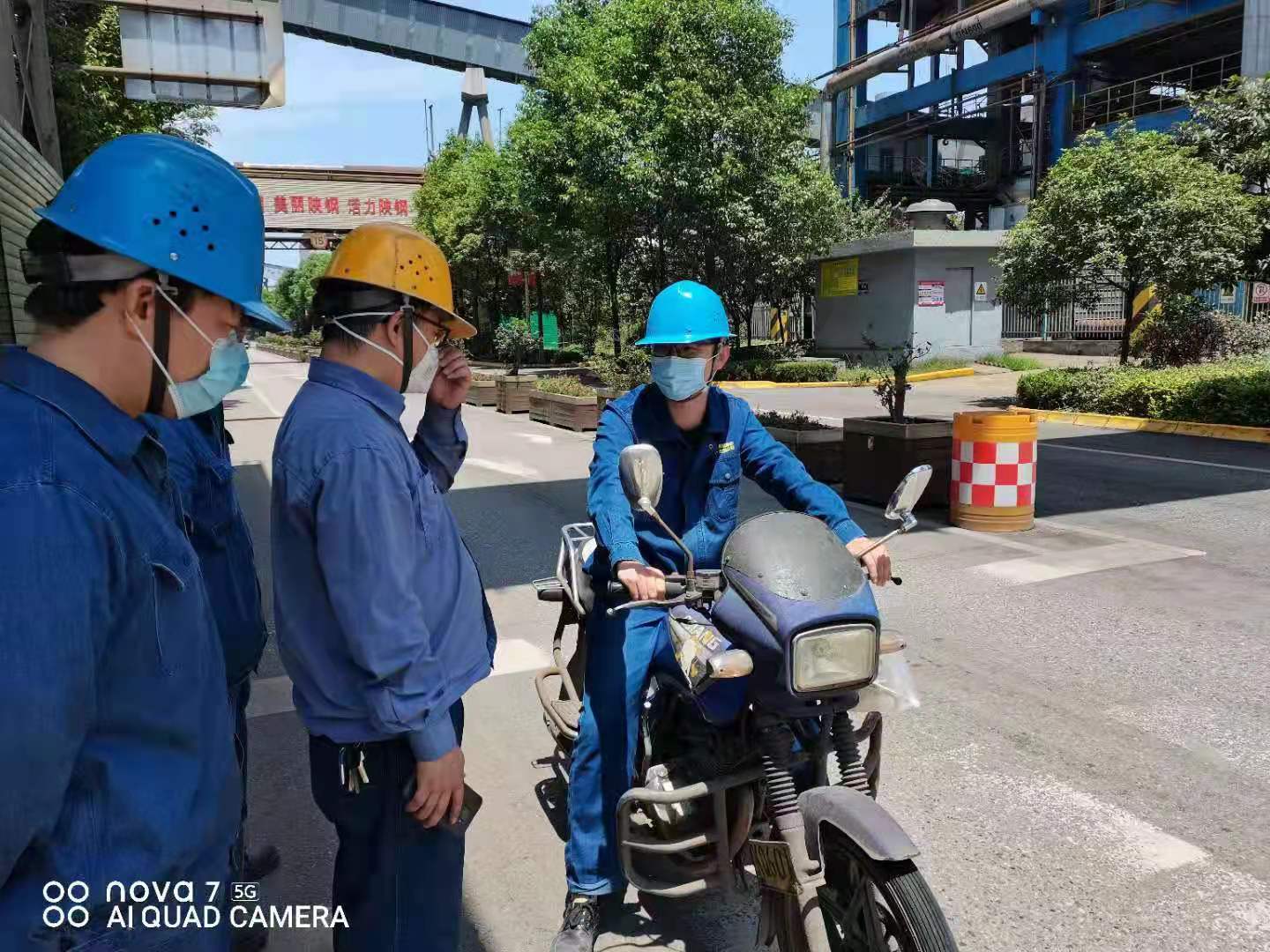 绷紧“安全弦”,敲响“警示钟” 绷紧“安全弦”,敲响“警示钟”