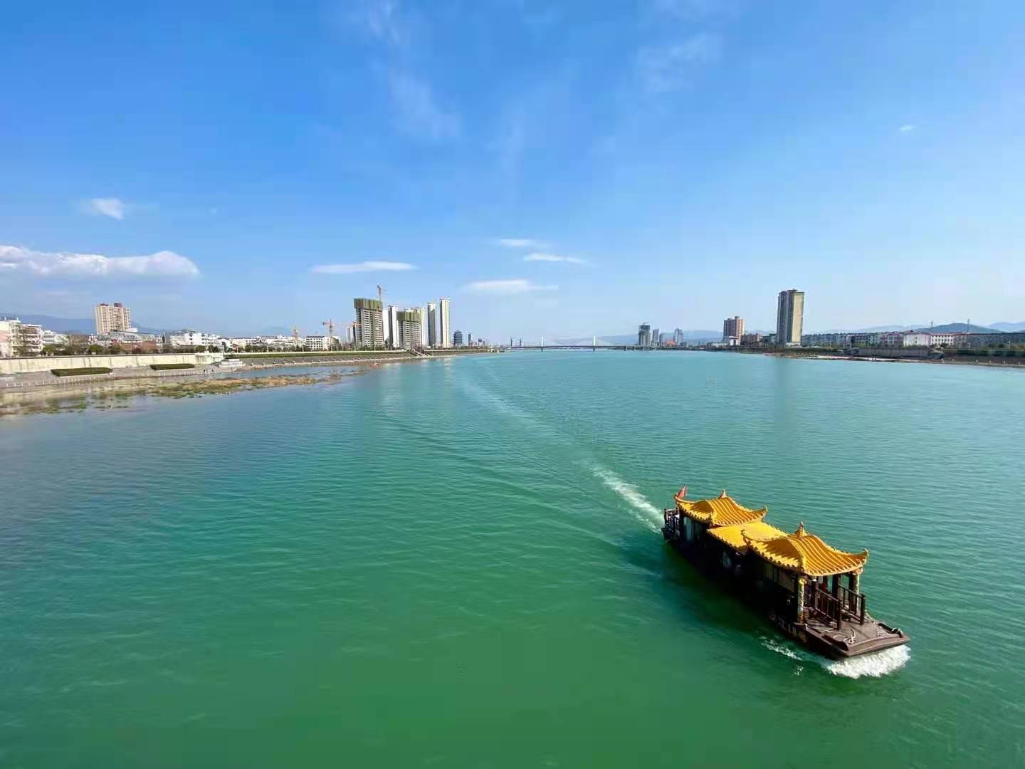 悠悠夏日长 悠悠夏日长