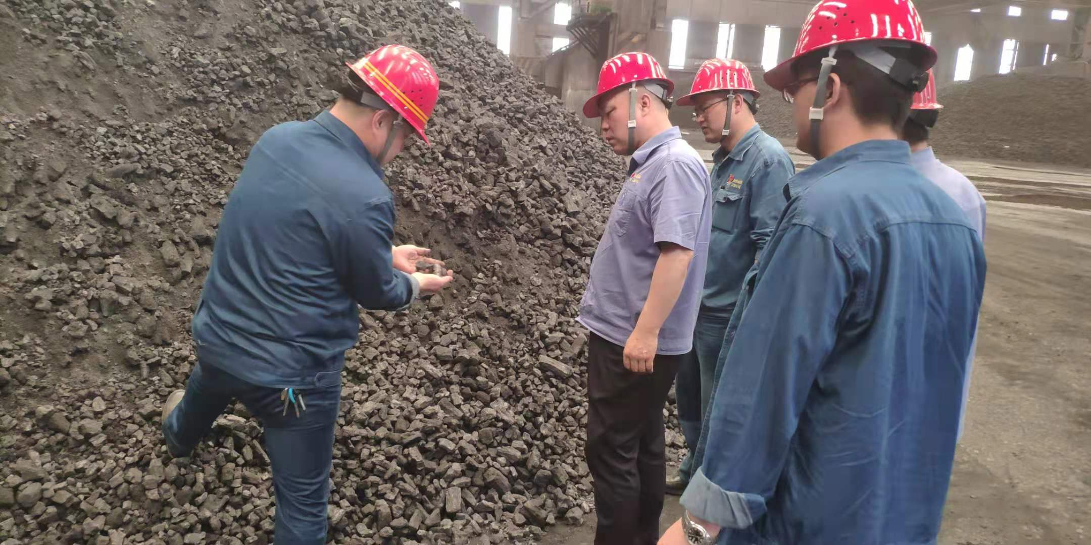 思维破冰,带来行动突围 ——炼铁厂2高炉持续推进高效生产纪实 思维破冰,带来行动突围 ——炼铁厂2高炉持续推进高效生产纪实