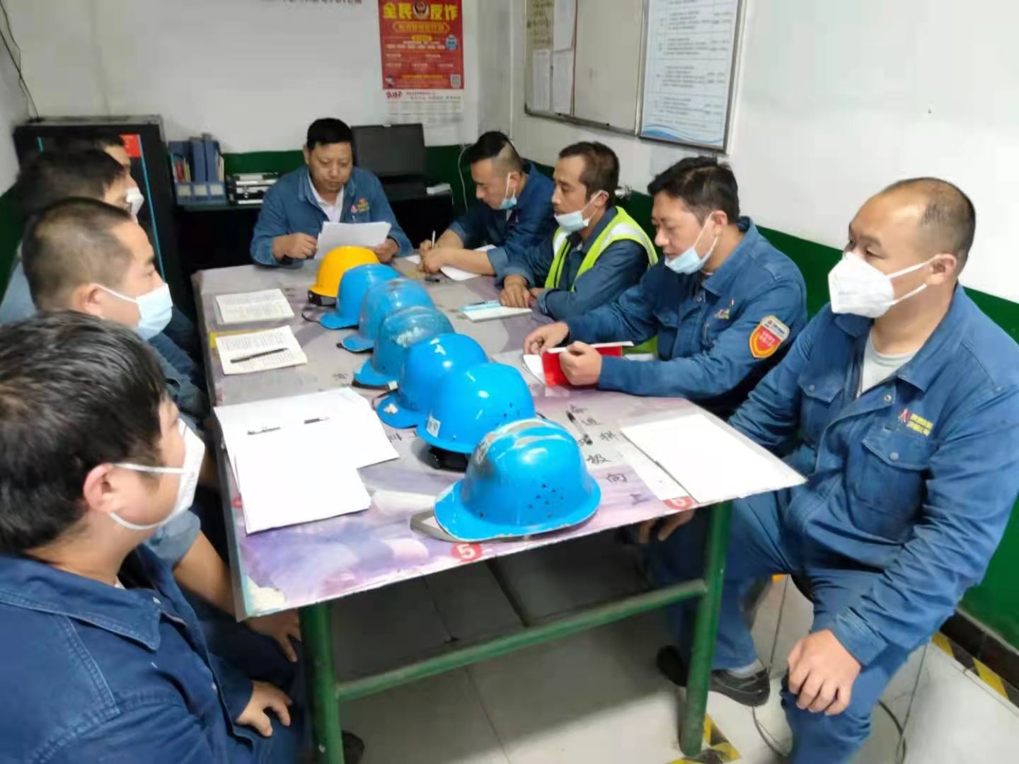 夯实班组管理,助推“安全生产万里行” 夯实班组管理,助推“安全生产万里行”