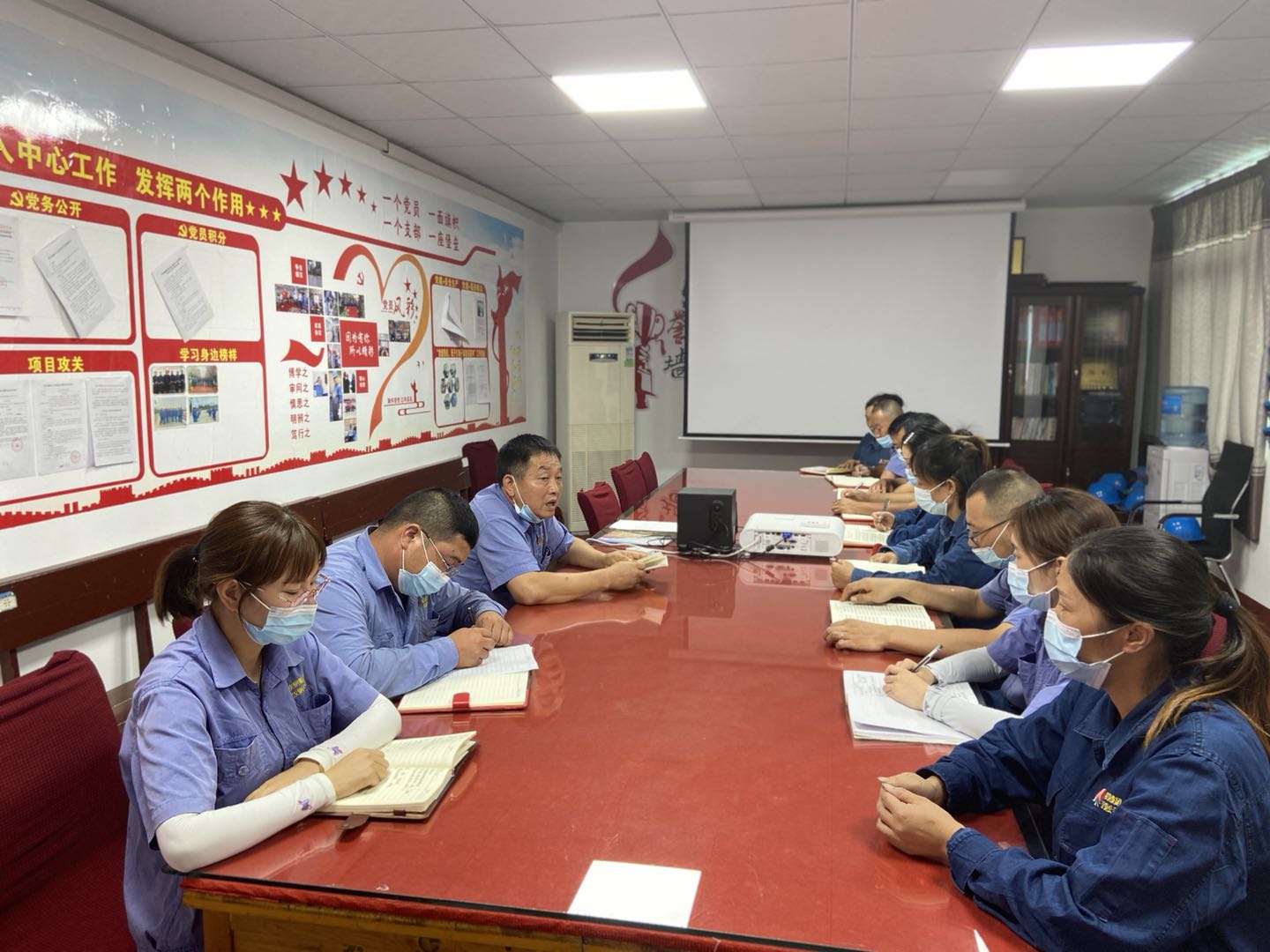 严把“三重关”筑牢安全“生命线” 严把“三重关”筑牢安全“生命线”