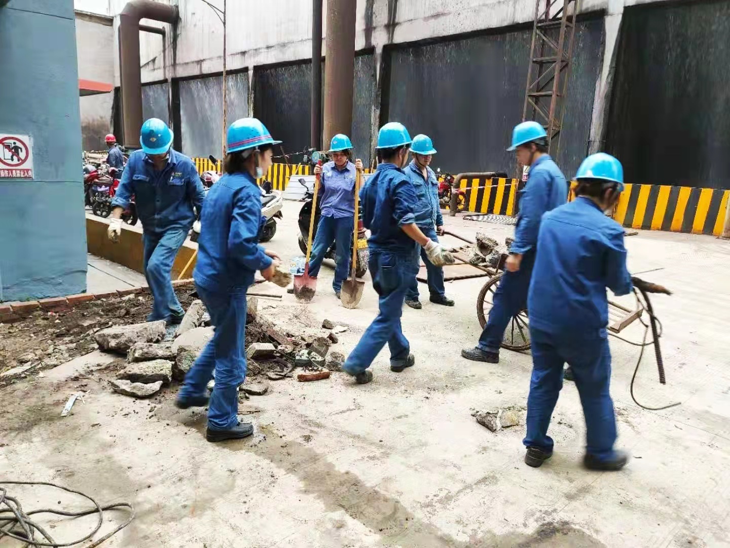 用实干精神“擦亮”前行之路 用实干精神“擦亮”前行之路