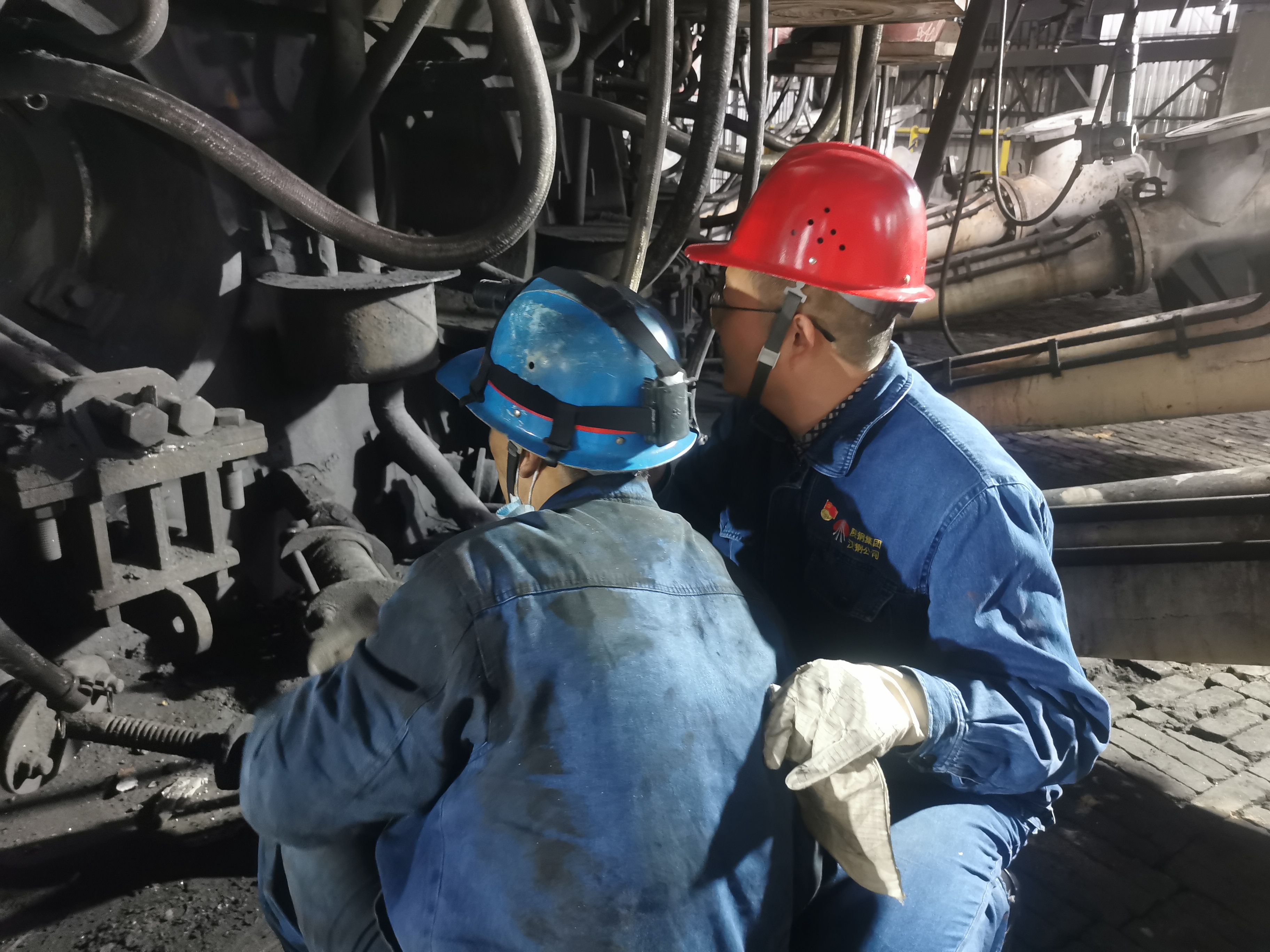 奋战“收官季” 安全“紧相随” 奋战“收官季” 安全“紧相随”