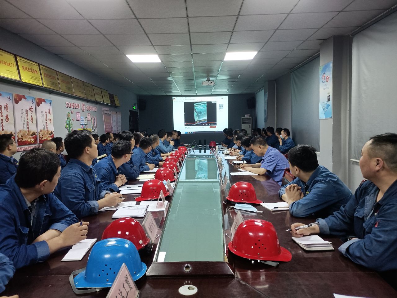 重宣贯、巧引导、严管理,轧钢厂这样开展“百日安全”活动 重宣贯、巧引导、严管理,轧钢厂这样开展“百日安全”活动