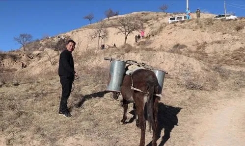 记忆陕北 挖井人 记忆陕北 挖井人