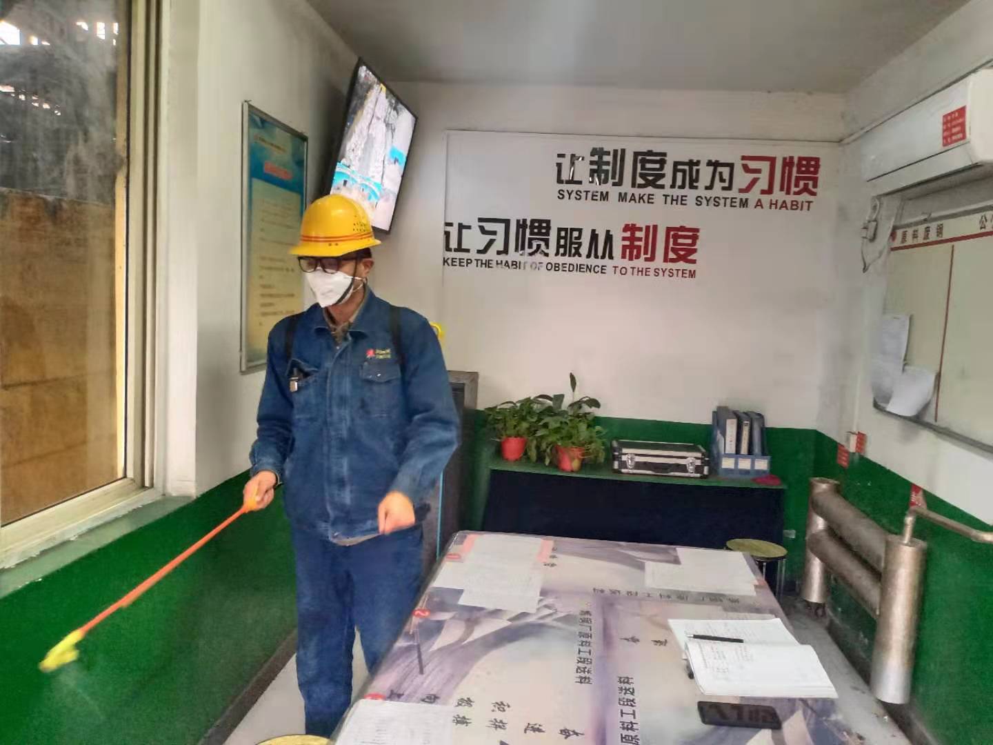 迅速行动!全力以赴筑牢疫情防线 迅速行动!全力以赴筑牢疫情防线