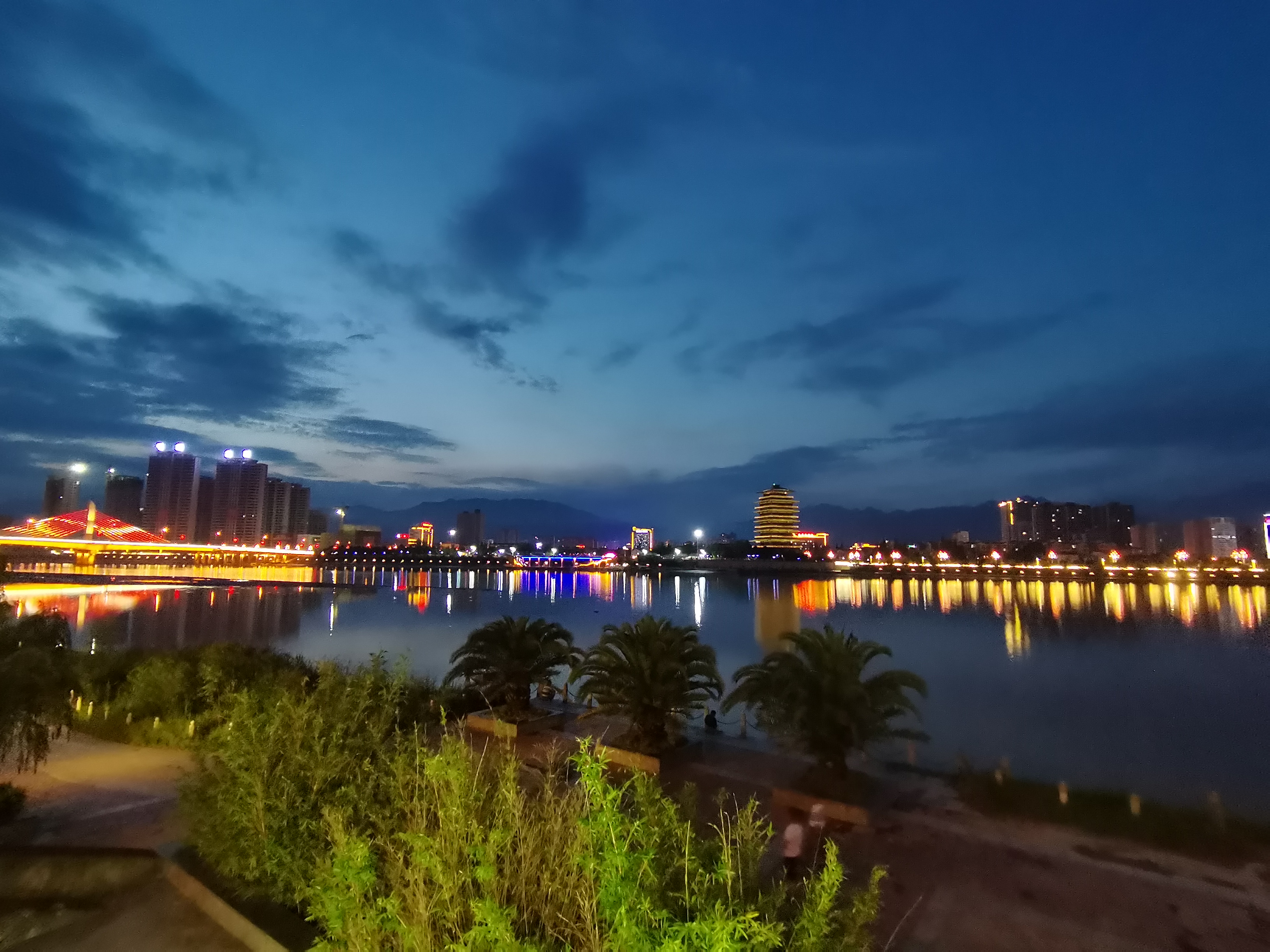 手机里的幸福时光