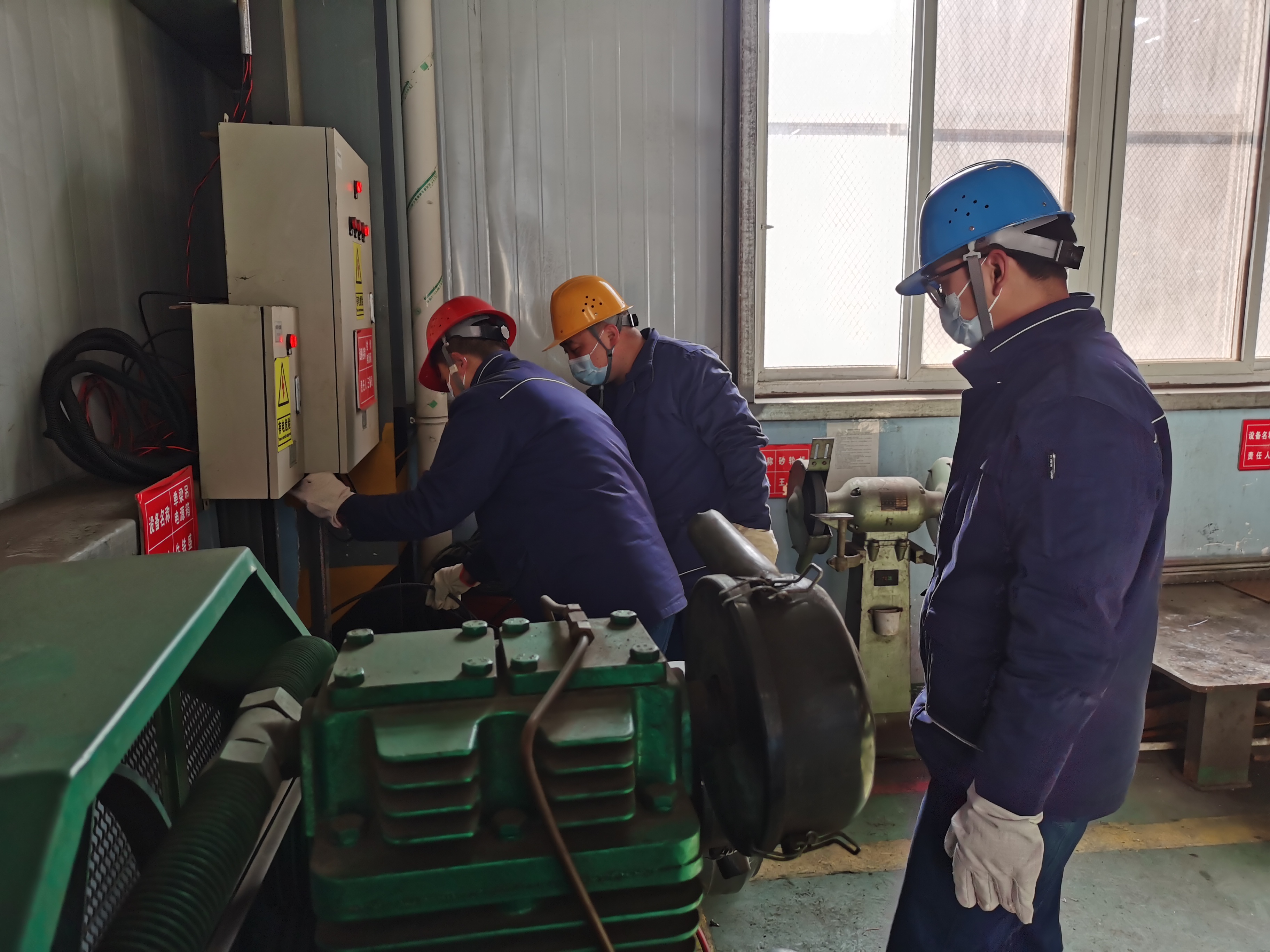 黄帽子的“轴劲儿” 黄帽子的“轴劲儿”