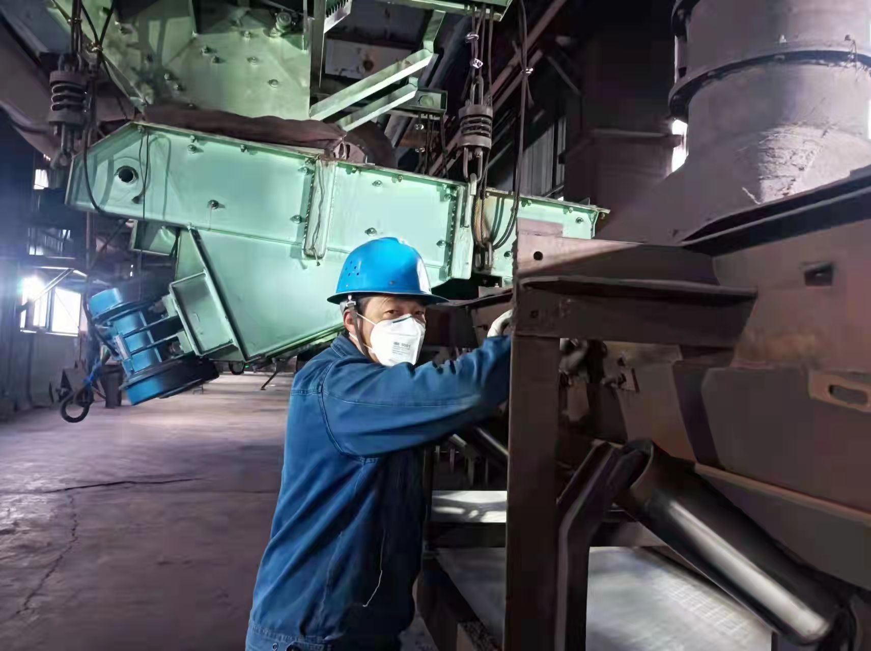 元旦我在岗 坚守不打烊 元旦我在岗 坚守不打烊