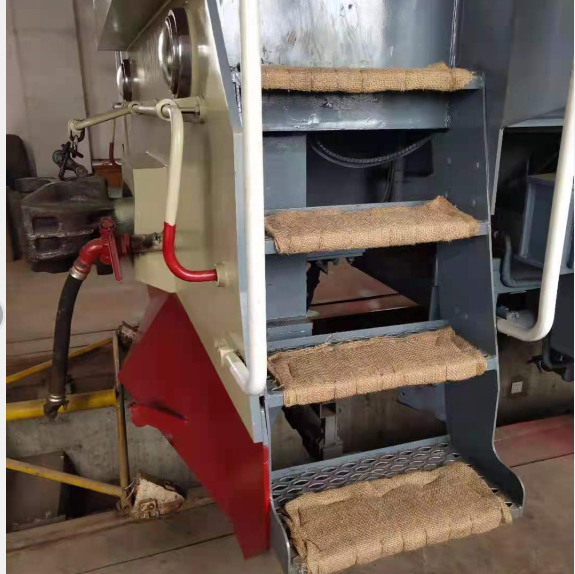 物流中心:“三到位” 压实区域防冻责任 物流中心:“三到位” 压实区域防冻责任