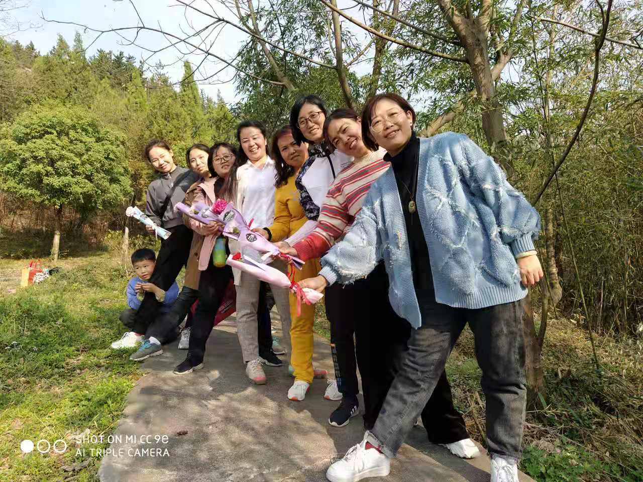 当亲情“佐料”配上“安全伴侣” 是幸福的味道 当亲情“佐料”配上“安全伴侣” 是幸福的味道