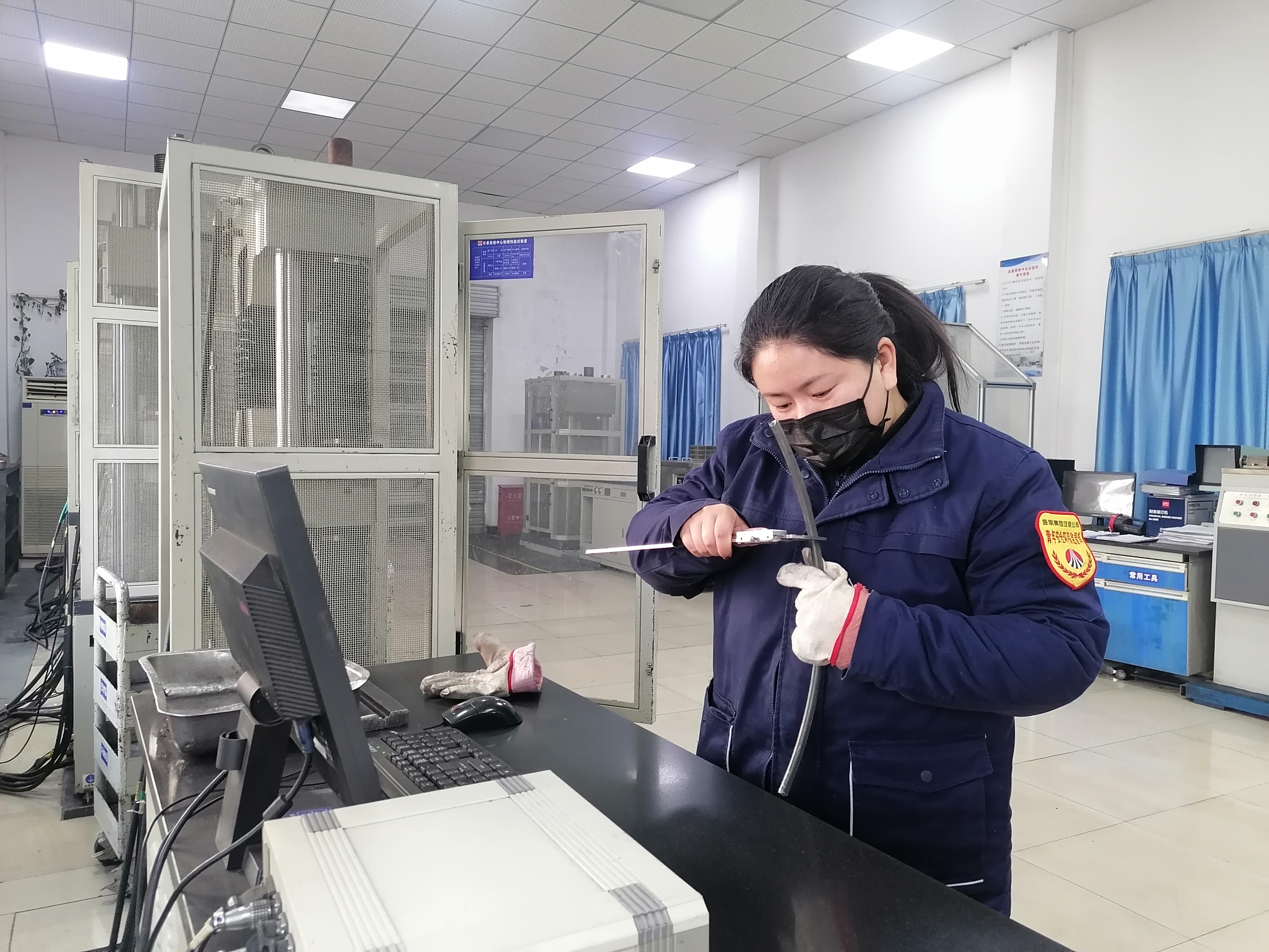 三坚持，确保钢后检验安全关