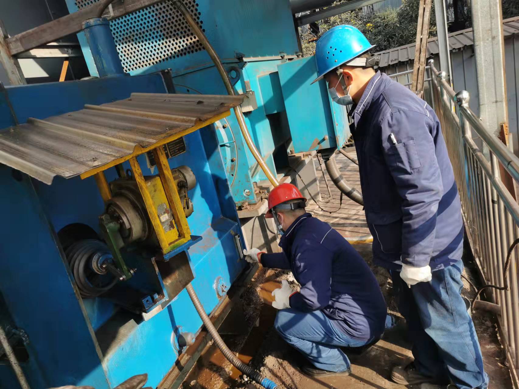 科学管理促发展 技术创新增效益 科学管理促发展 技术创新增效益