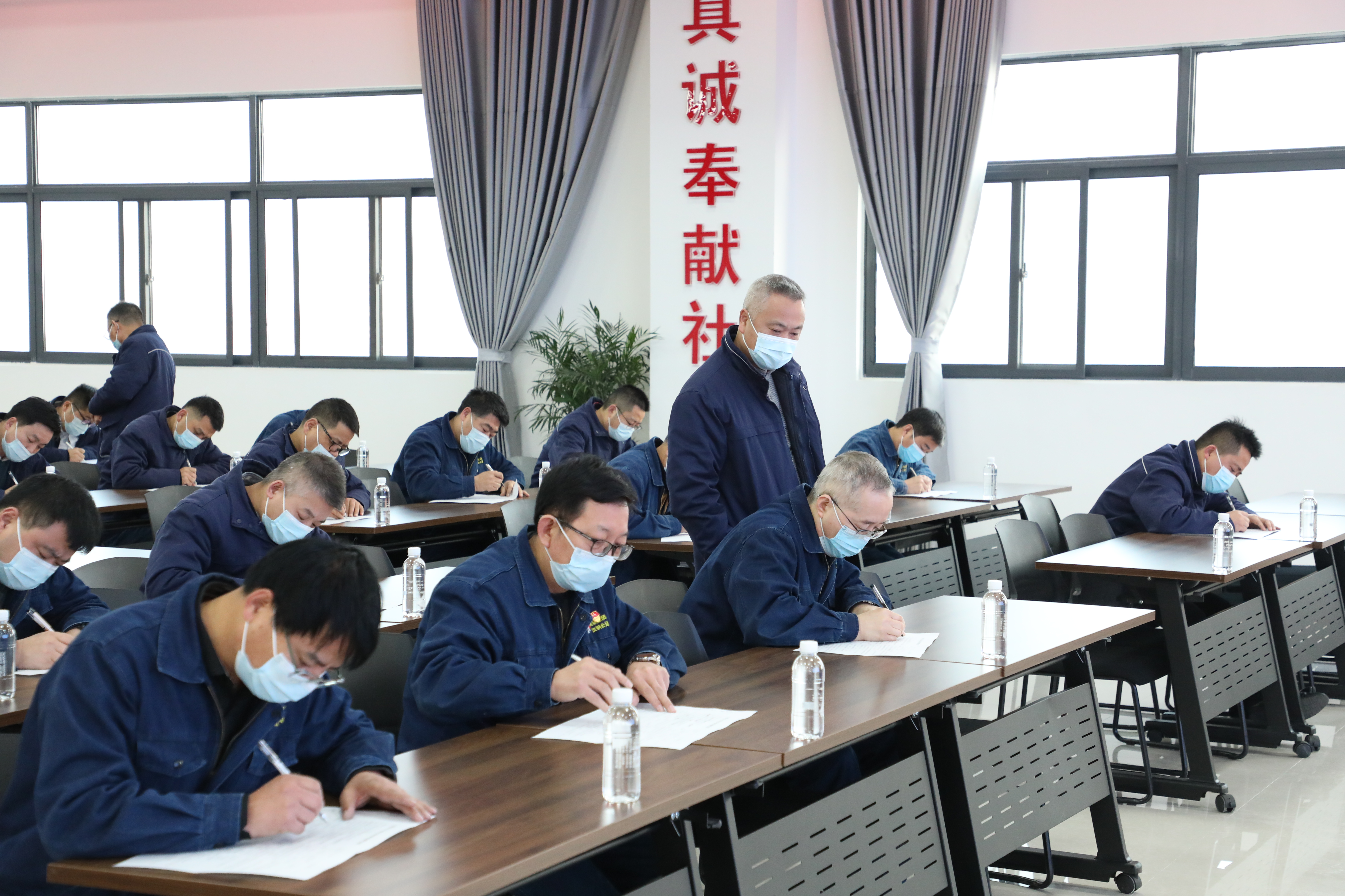 以考促学!公司开展2022年一季度中层干部安全应知应会测评考试 以考促学!公司开展2022年一季度中层干部安全应知应会测评考试