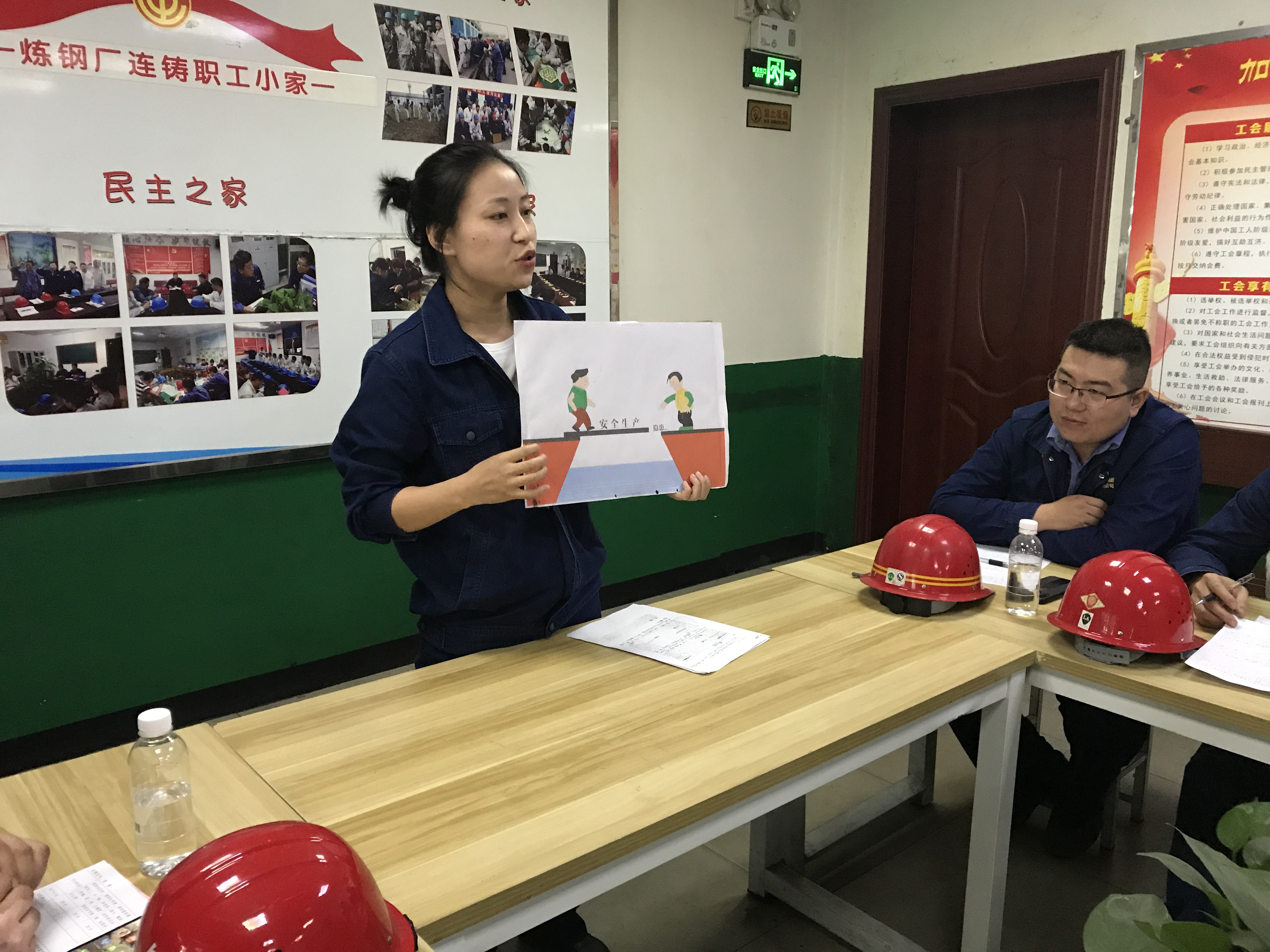 巾帼英姿展风采,担当奉献绽芳华 巾帼英姿展风采,担当奉献绽芳华