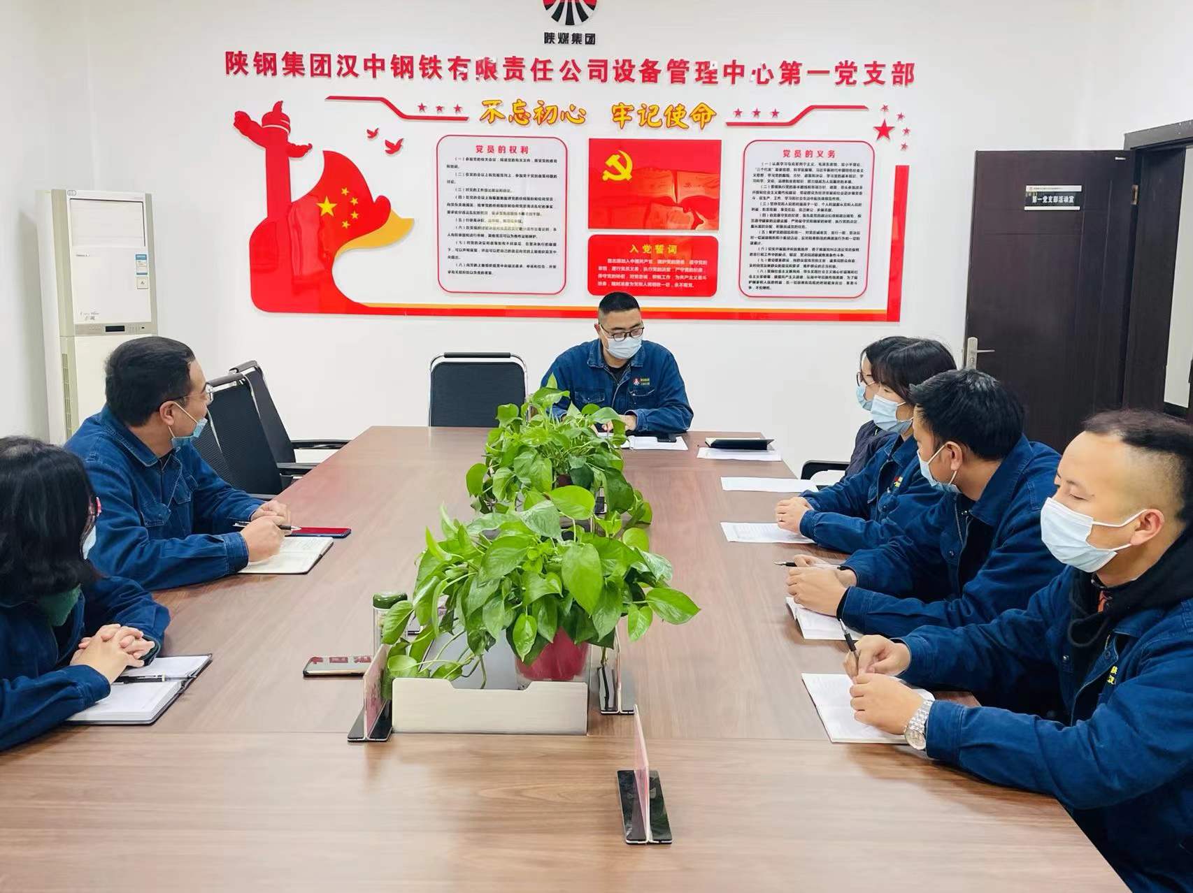 “严”与“惩”相结合,打造良好开端 “严”与“惩”相结合,打造良好开端