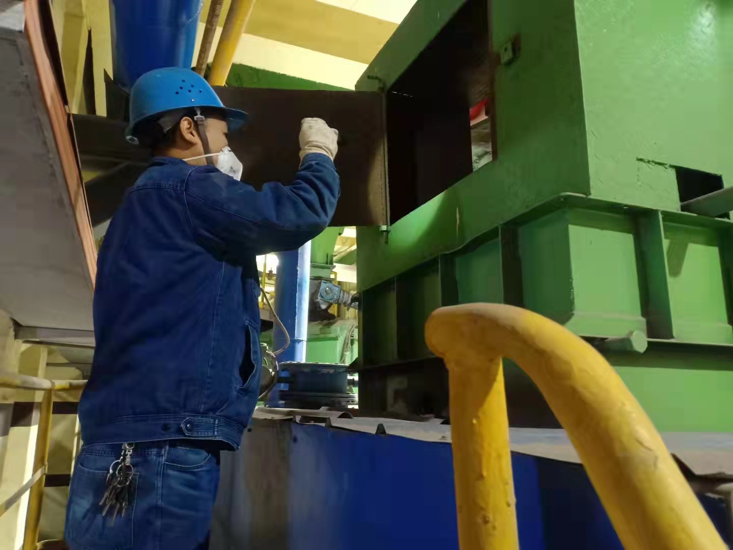 齐心协力扎稳开局之势