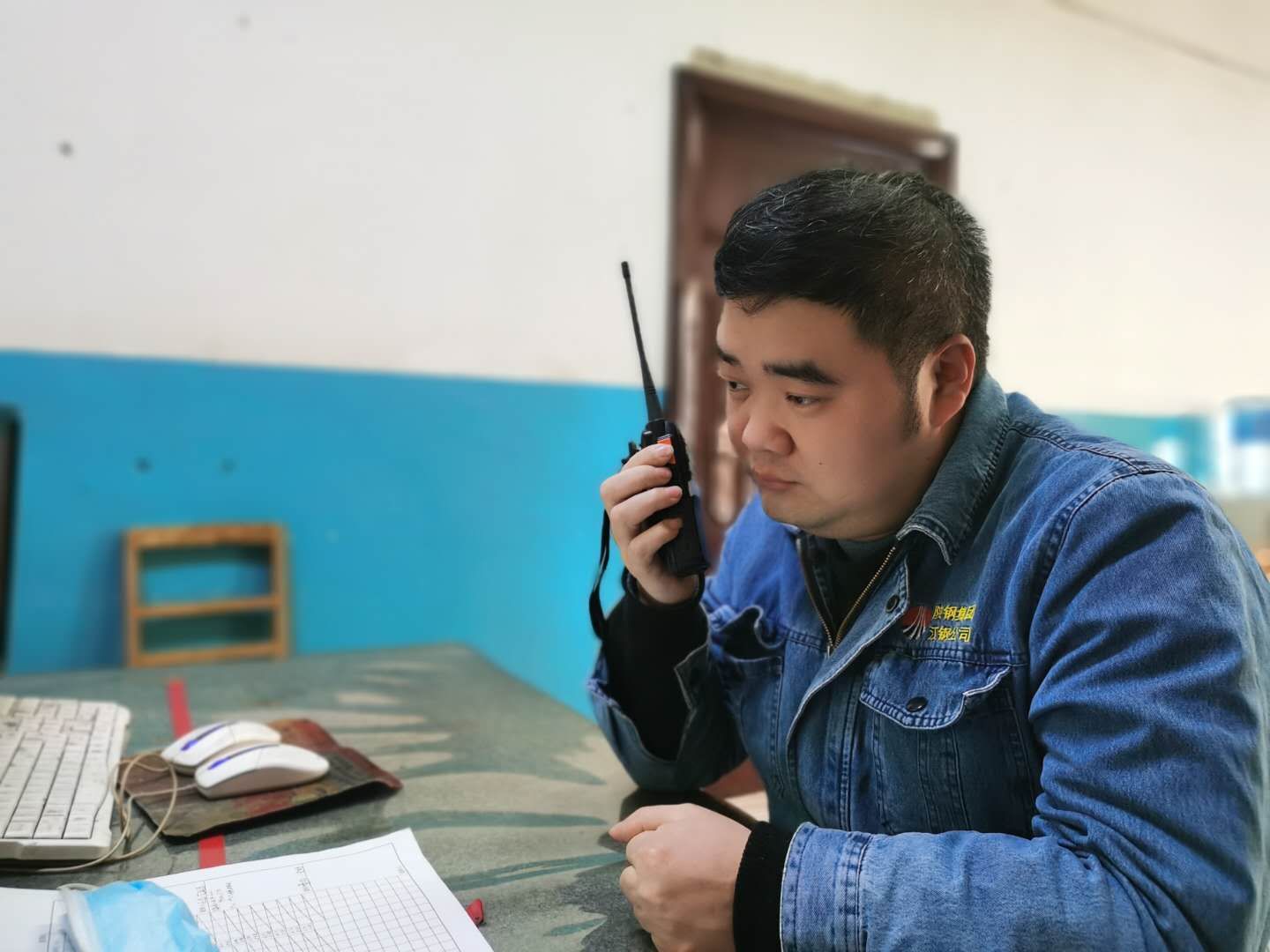 不一样的坚守,一样的情怀 不一样的坚守,一样的情怀