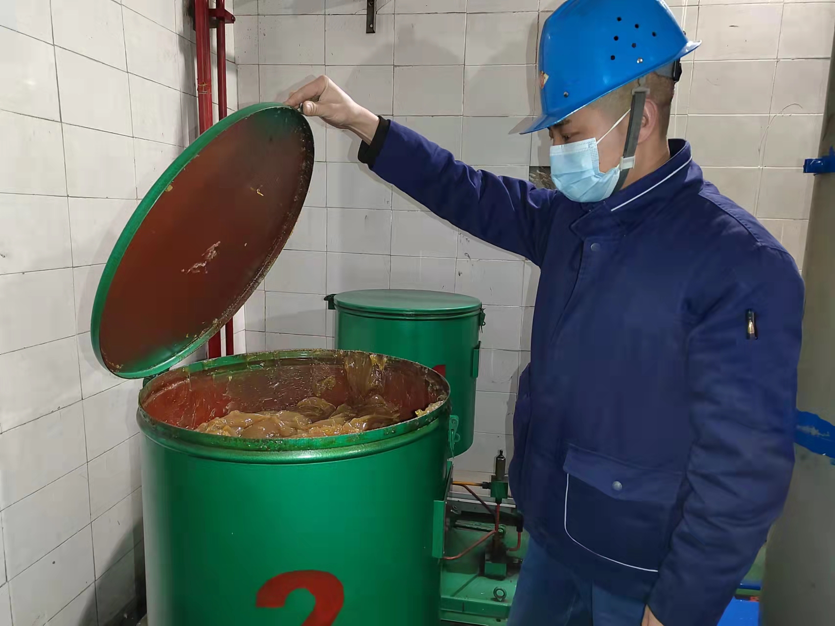 不一样的坚守,一样的情怀 不一样的坚守,一样的情怀