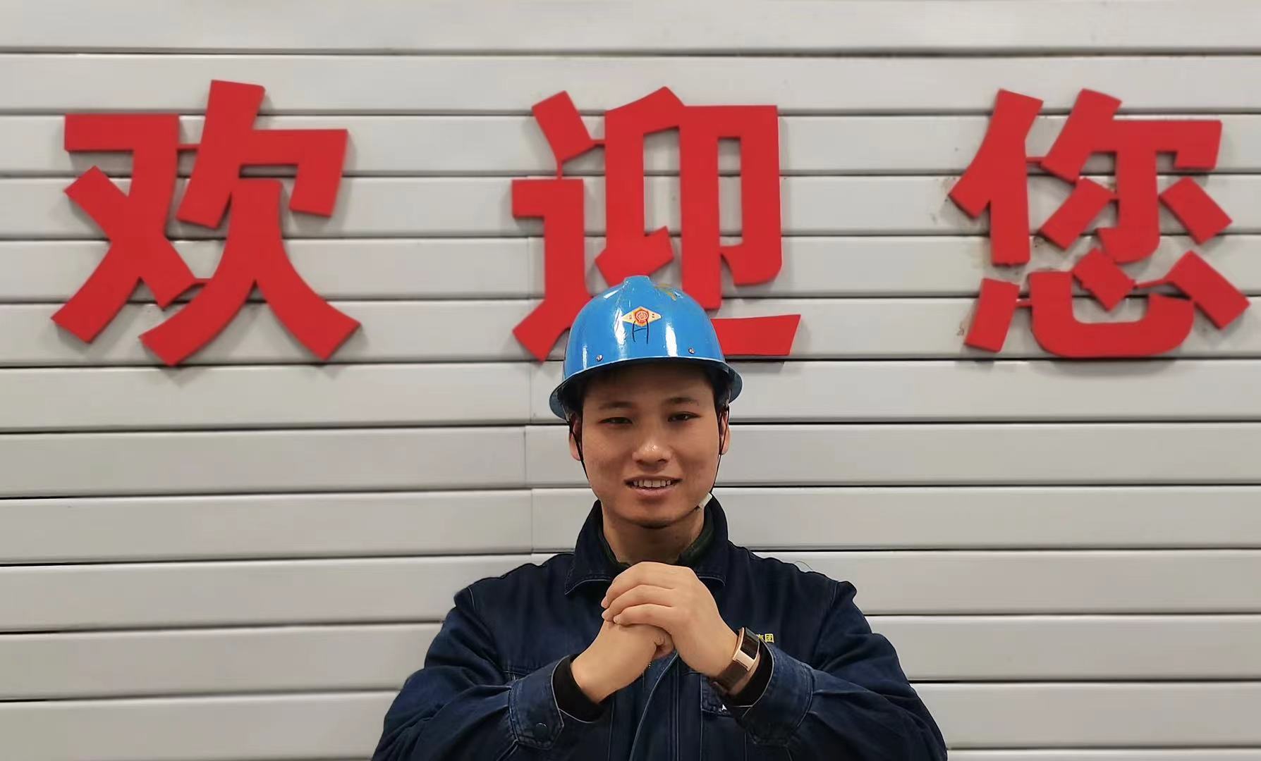 用坚守书写新年的祝福 用坚守书写新年的祝福