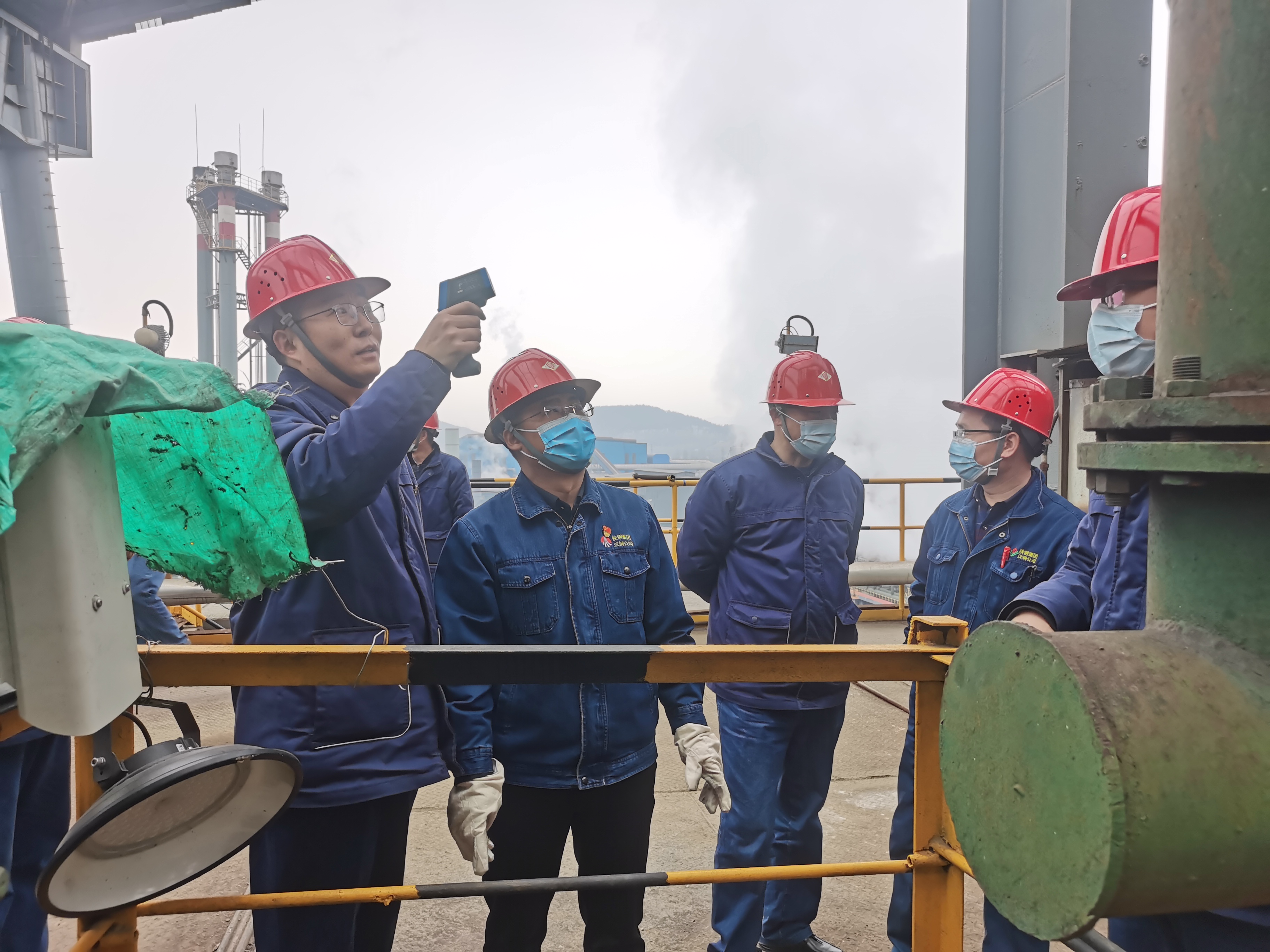 打好“三副牌”  助推铁前生产稳定顺行