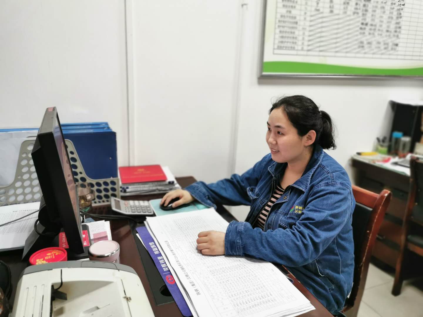 春节岗位上的他与她 春节岗位上的他与她