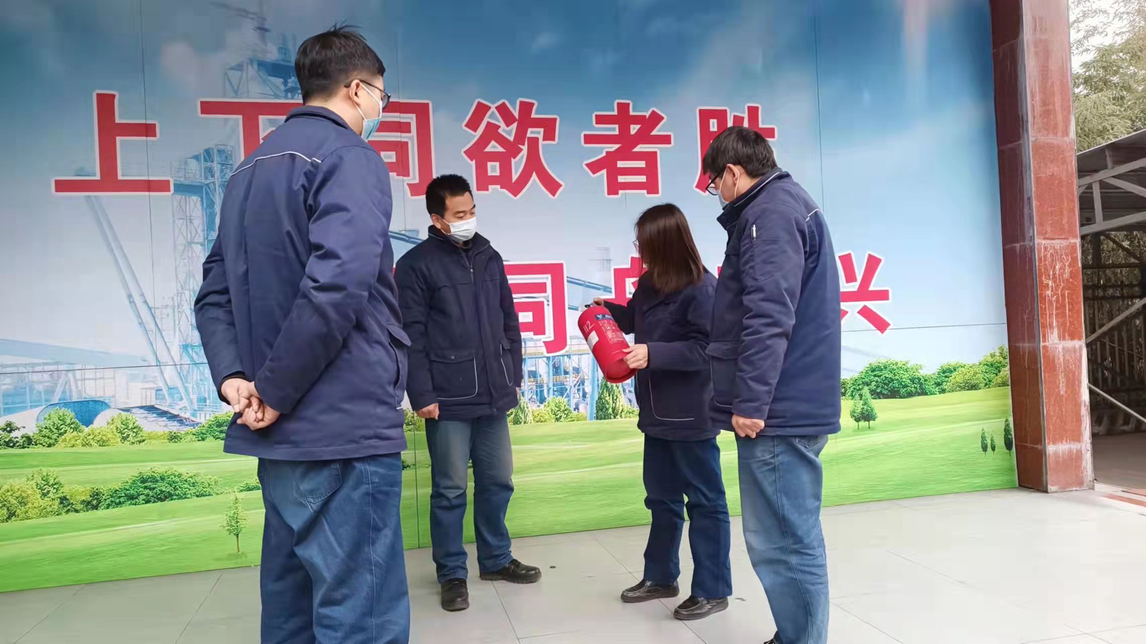 立足青安岗位  当好“安全哨兵”