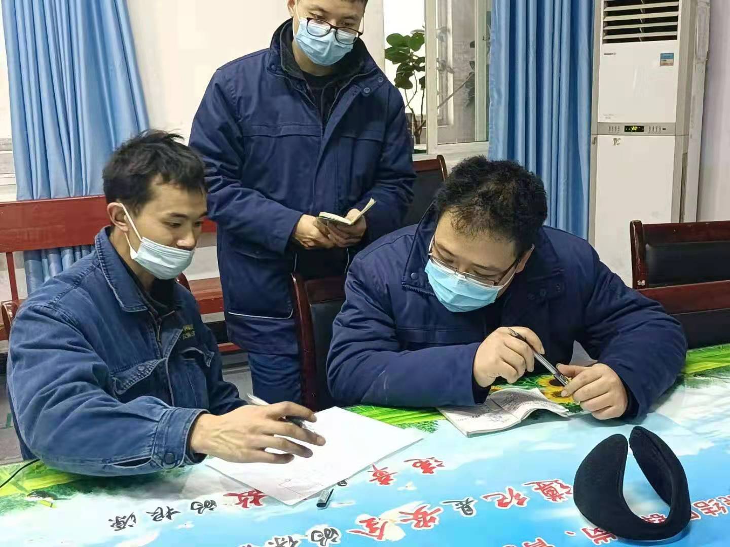 迎难而上勇担当 “颗粒归仓”创效益 ——记陕钢集团2021年“先进个人”唐小山 迎难而上勇担当 “颗粒归仓”创效益 ——记陕钢集团2021年“先进个人”唐小山