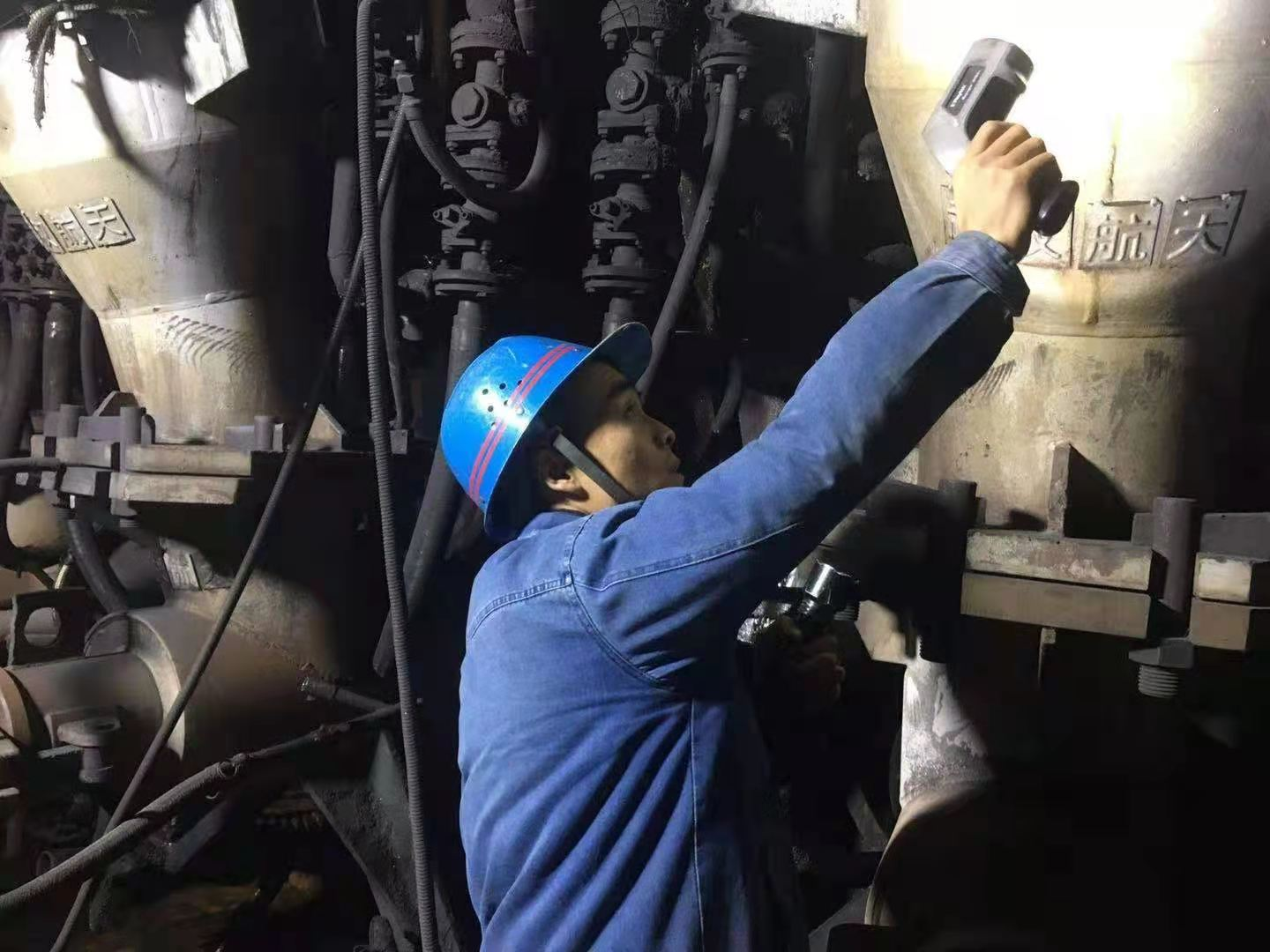 用奋斗的青春抒写最美丽的故事 用奋斗的青春抒写最美丽的故事