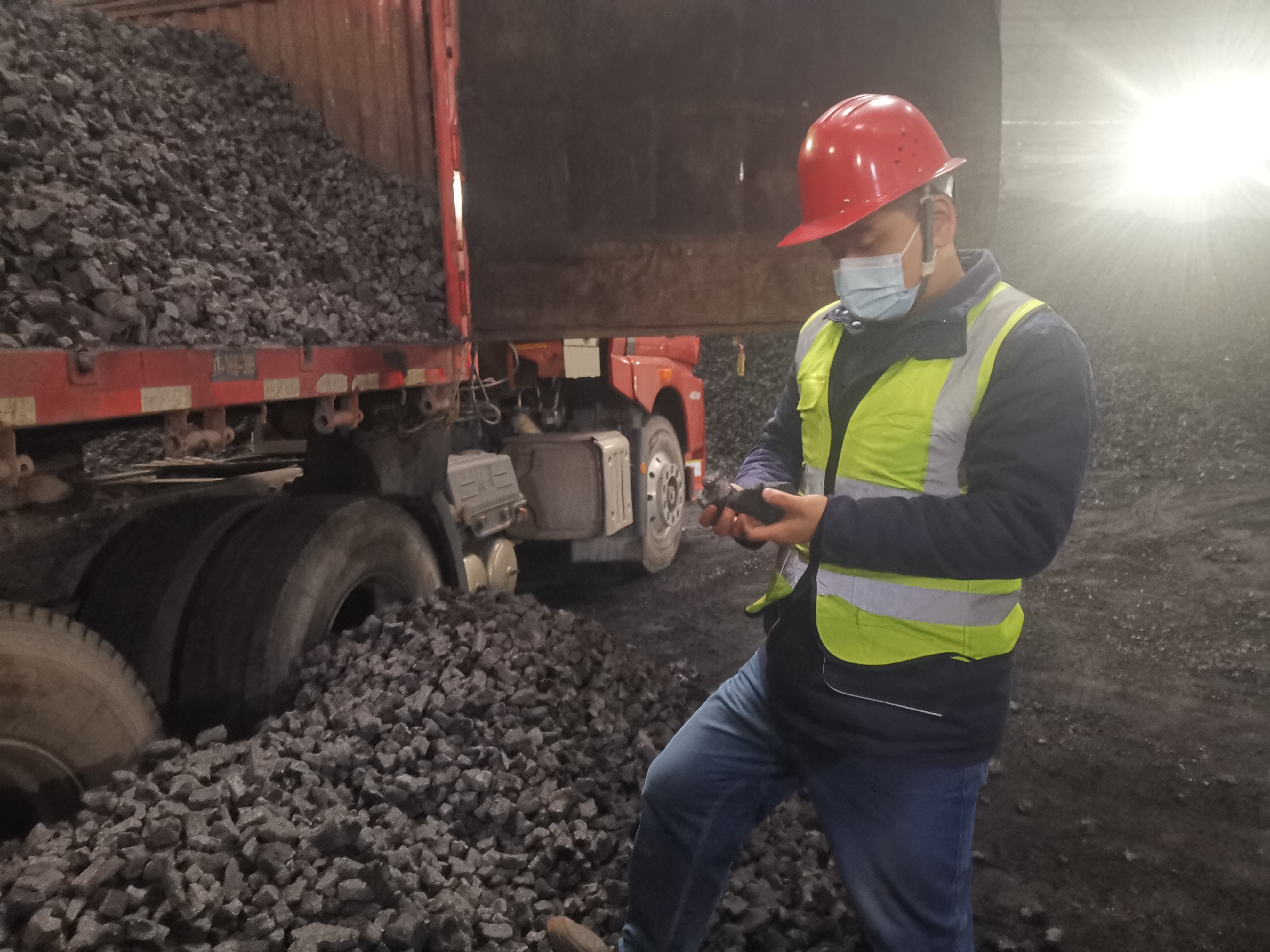 我身边的“雷锋”故事 我身边的“雷锋”故事