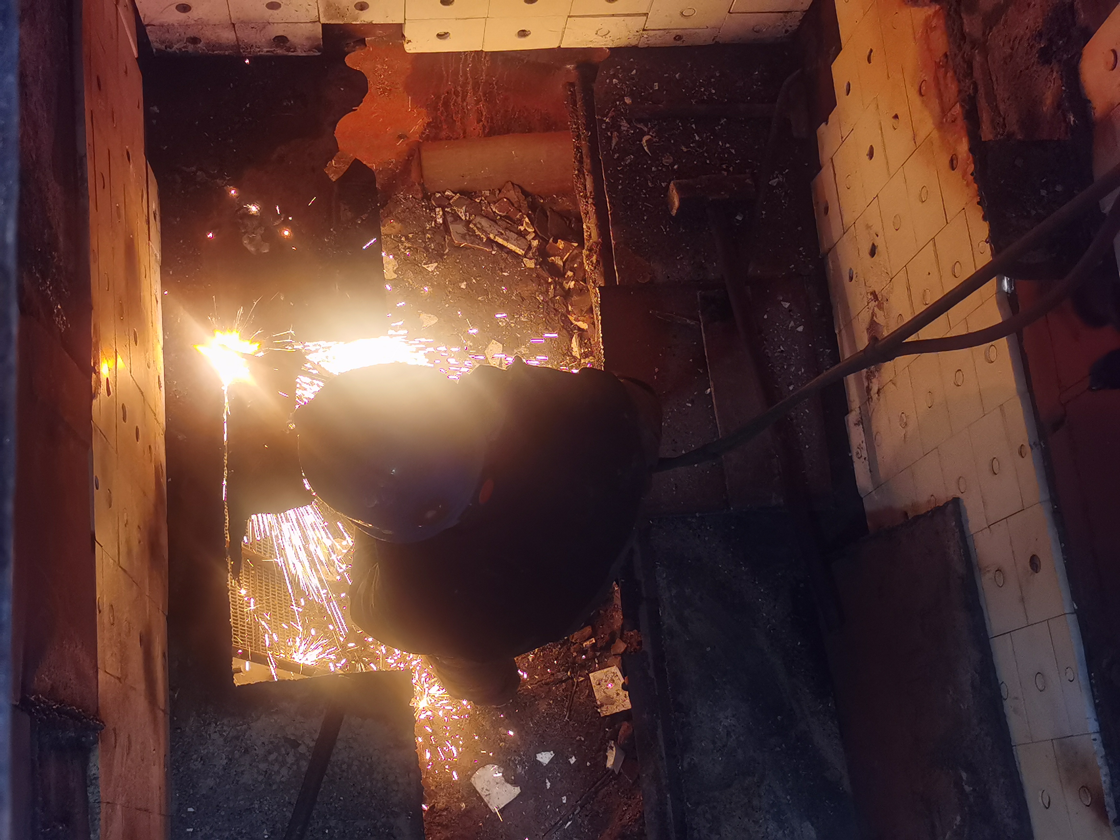 暖春之时,他们同绘最美“春耕图” 暖春之时,他们同绘最美“春耕图”