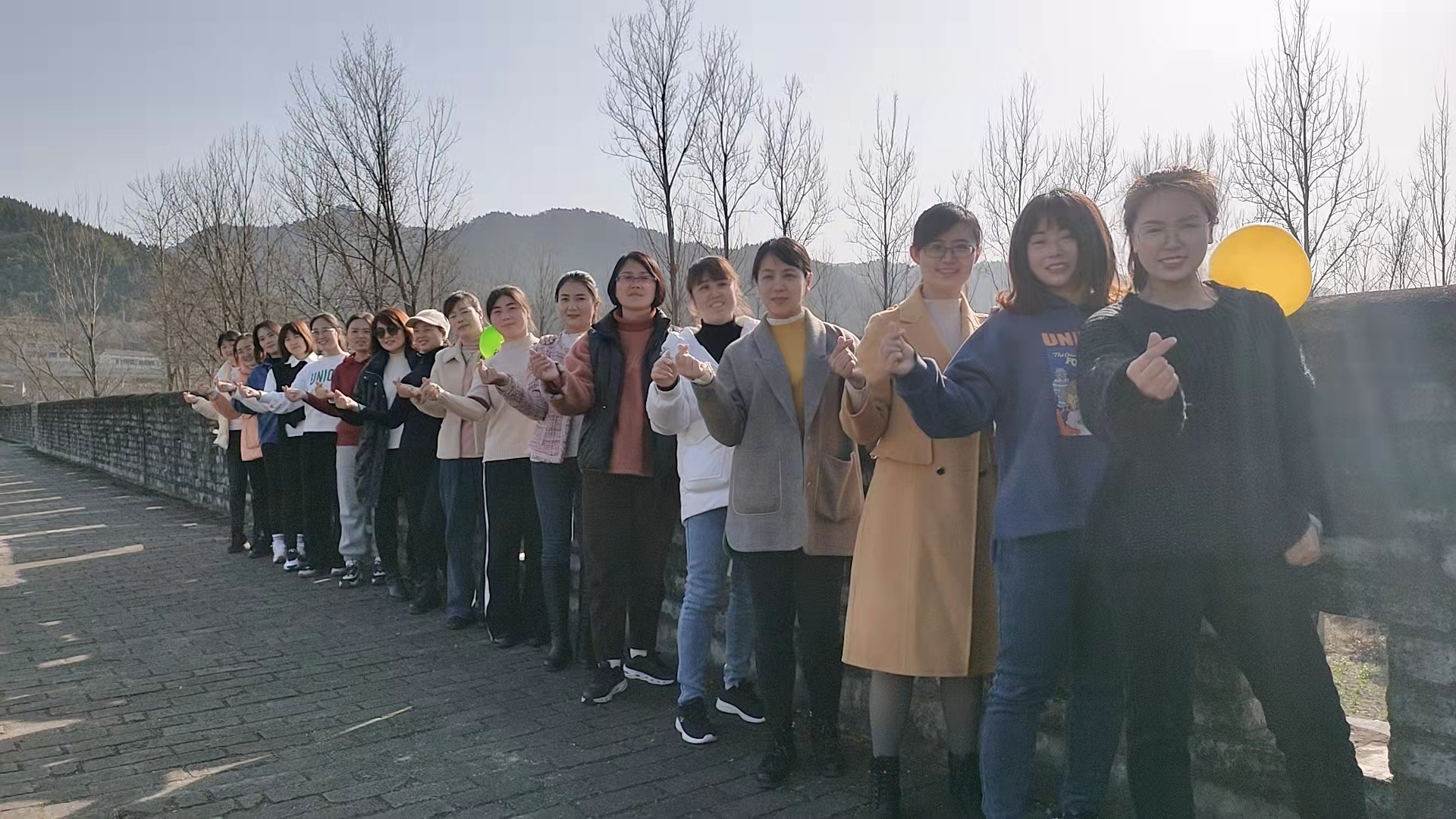 盛开在钢城的“玫瑰花”