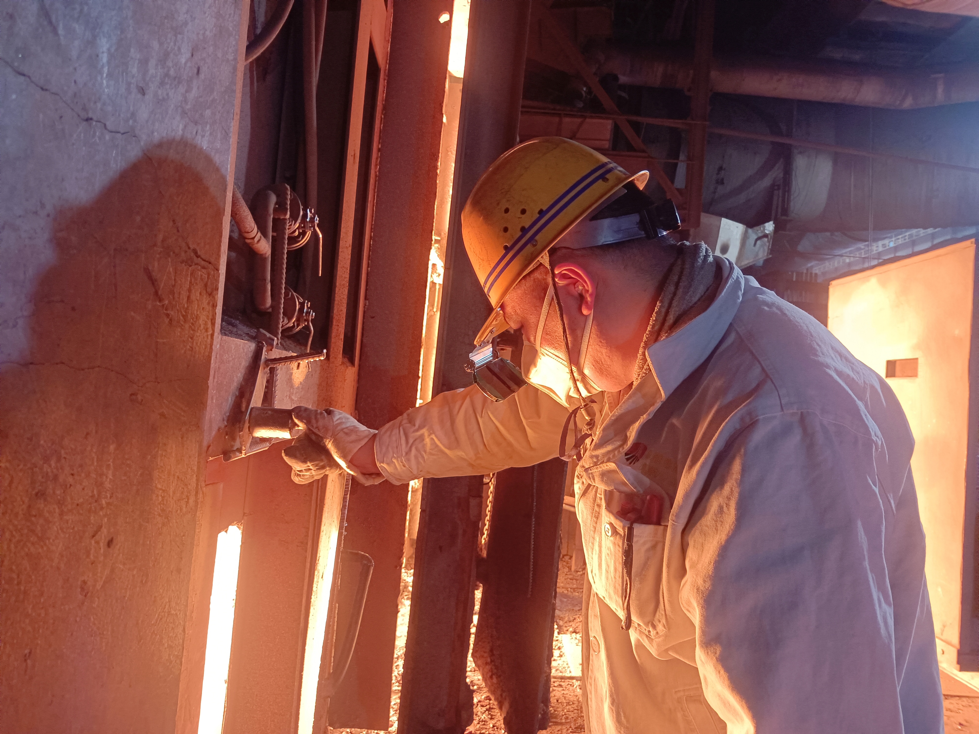 多点联动，为精品炼钢聚力赋能