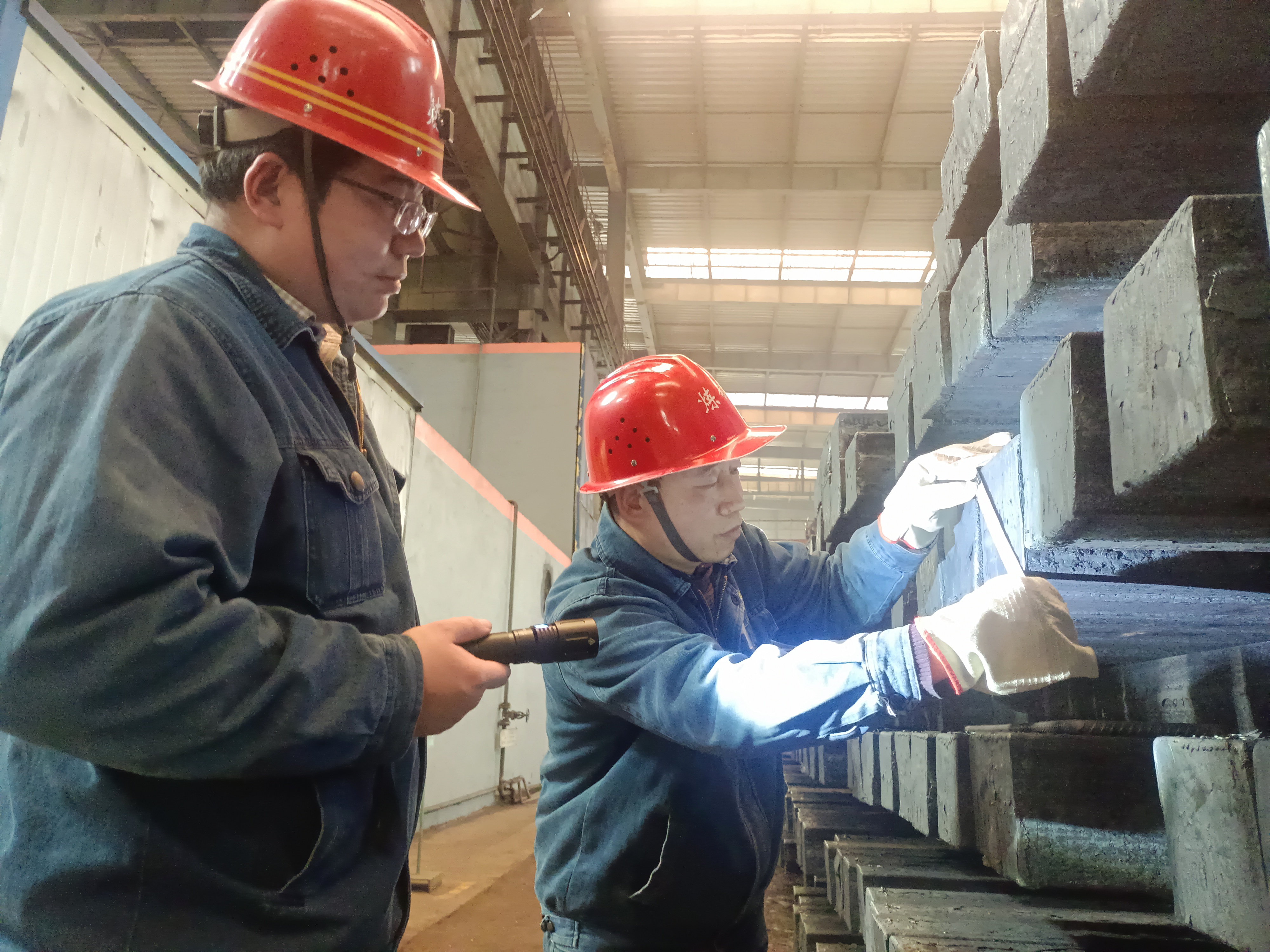 多点联动，为精品炼钢聚力赋能