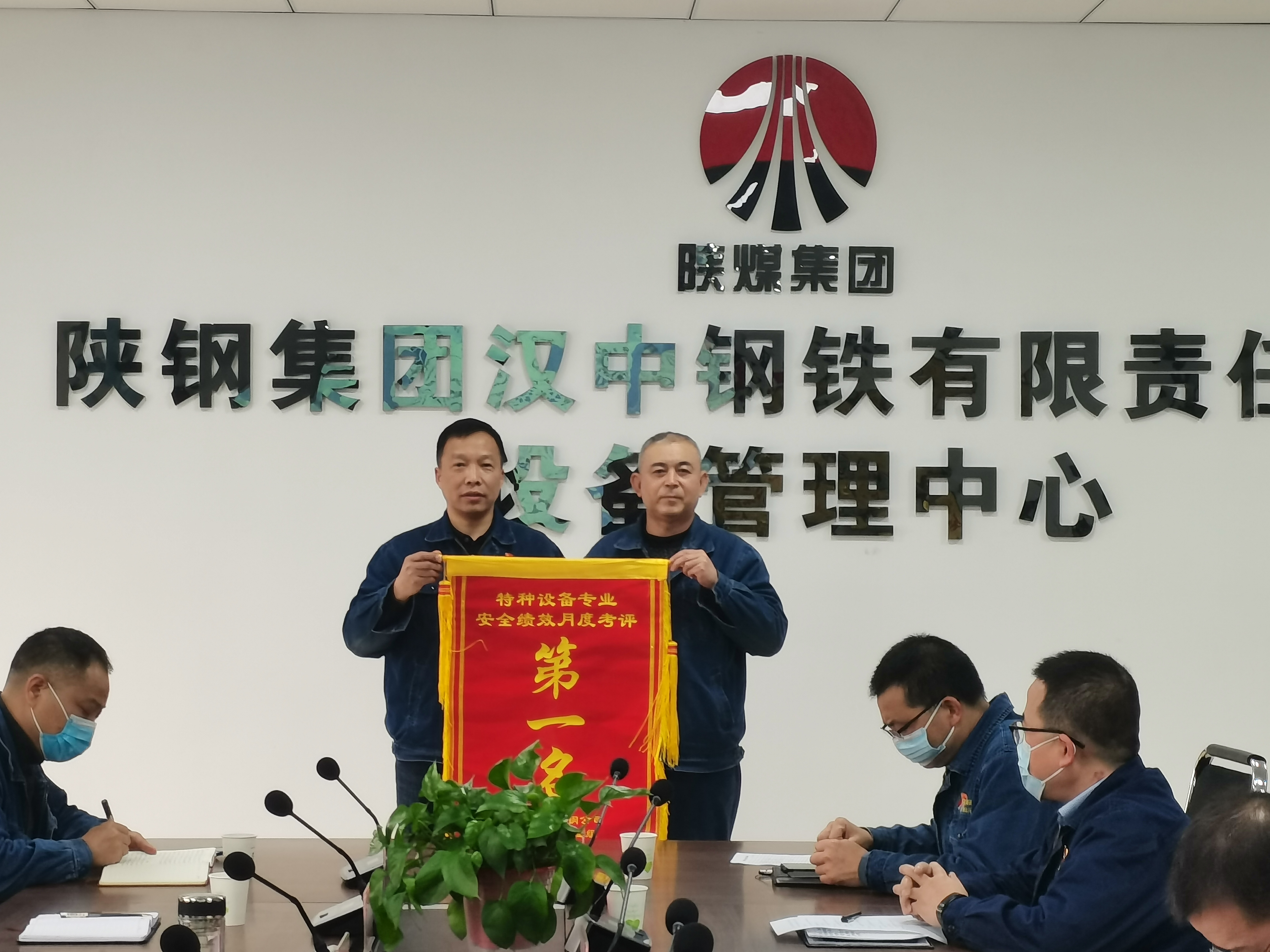 “细针密缝”绣出设备管理“精细图”