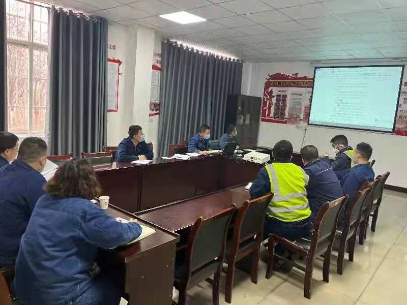 “严”字当头把好“廉”关