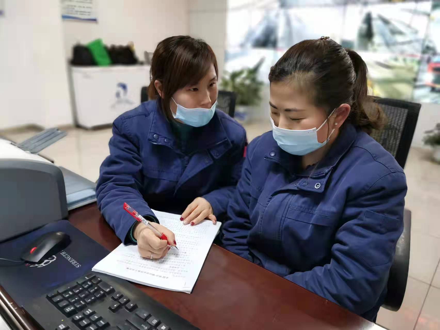 瞧,她们这“三剑客” 瞧,她们这“三剑客”