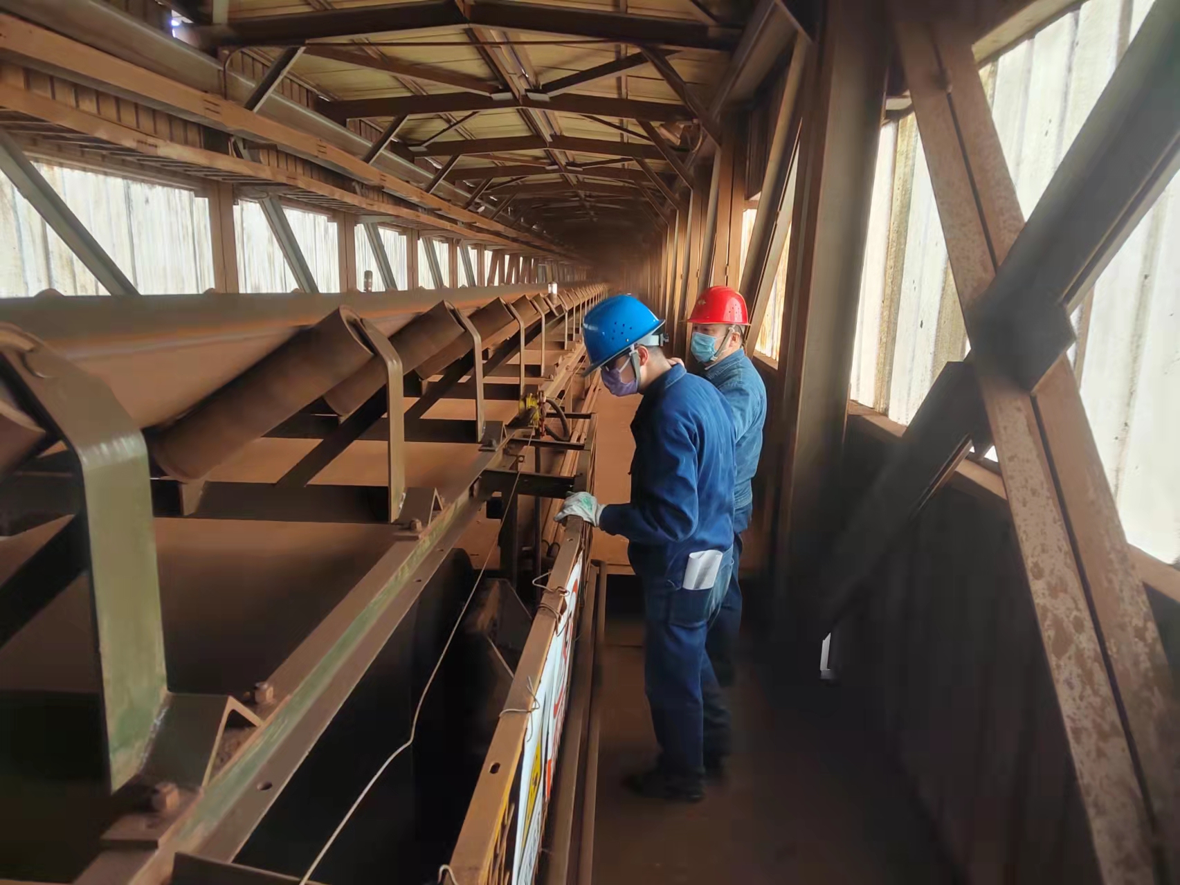 “赤脚医生”的攻坚路 “赤脚医生”的攻坚路