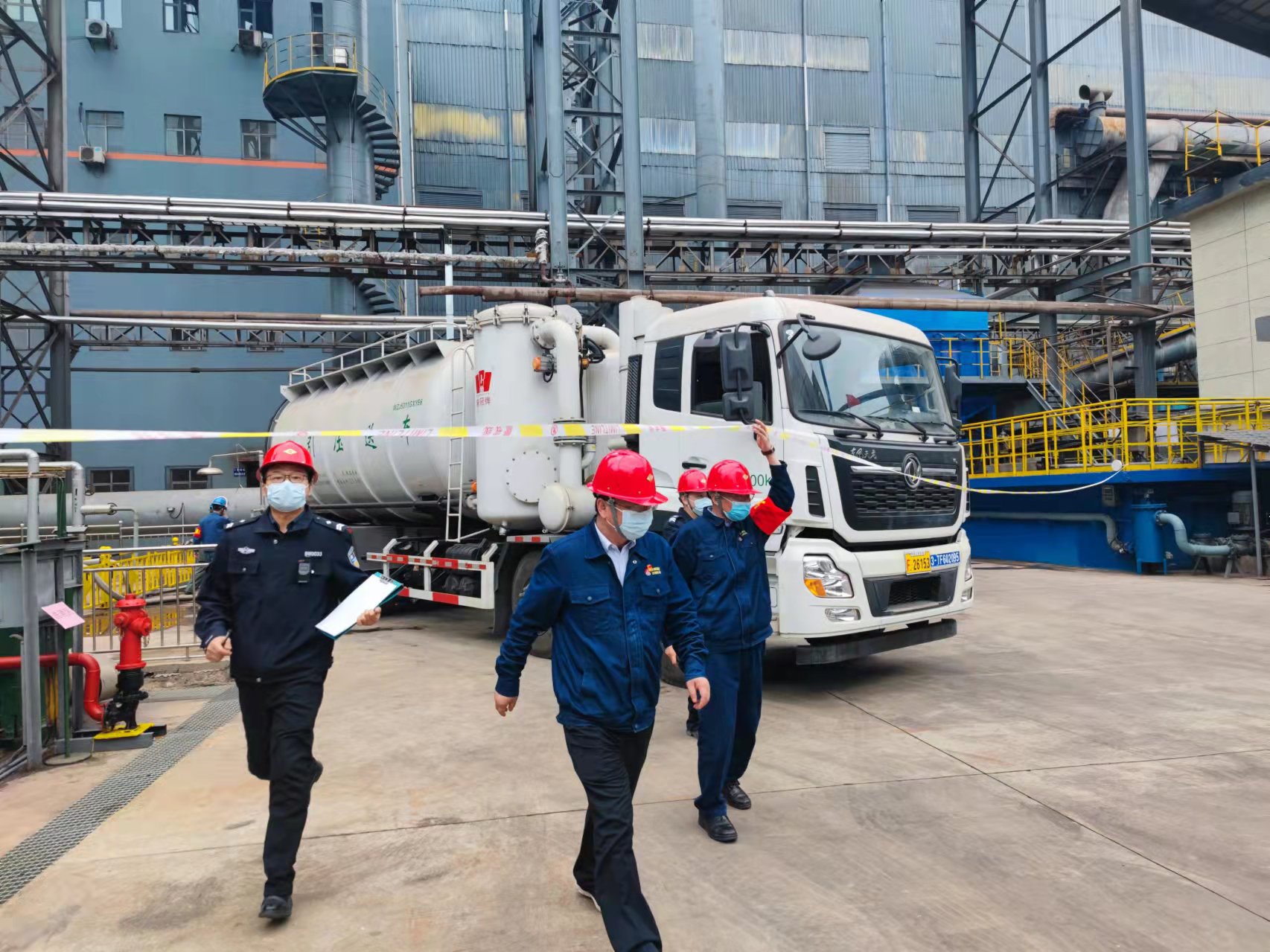 以练促战——汉钢公司开展2022年危化品事故应急演练