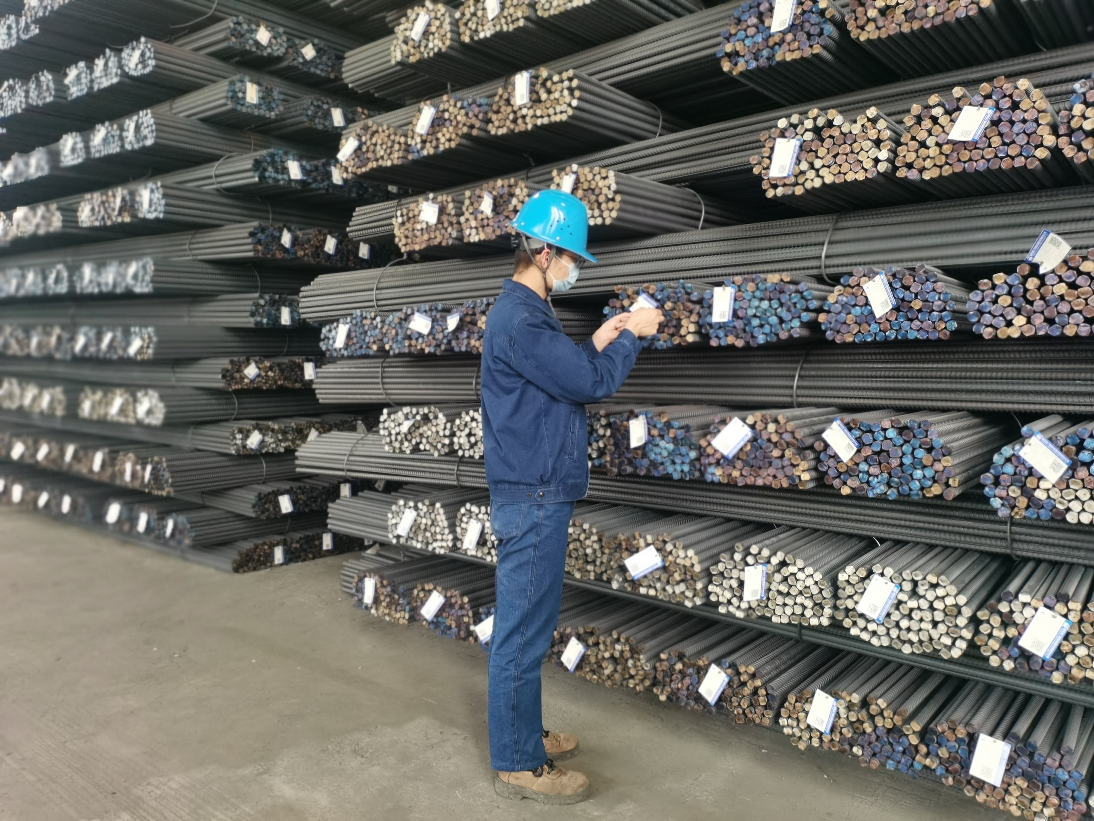 高标准 严要求 抓质量 打造永不褪色“禹龙蓝”