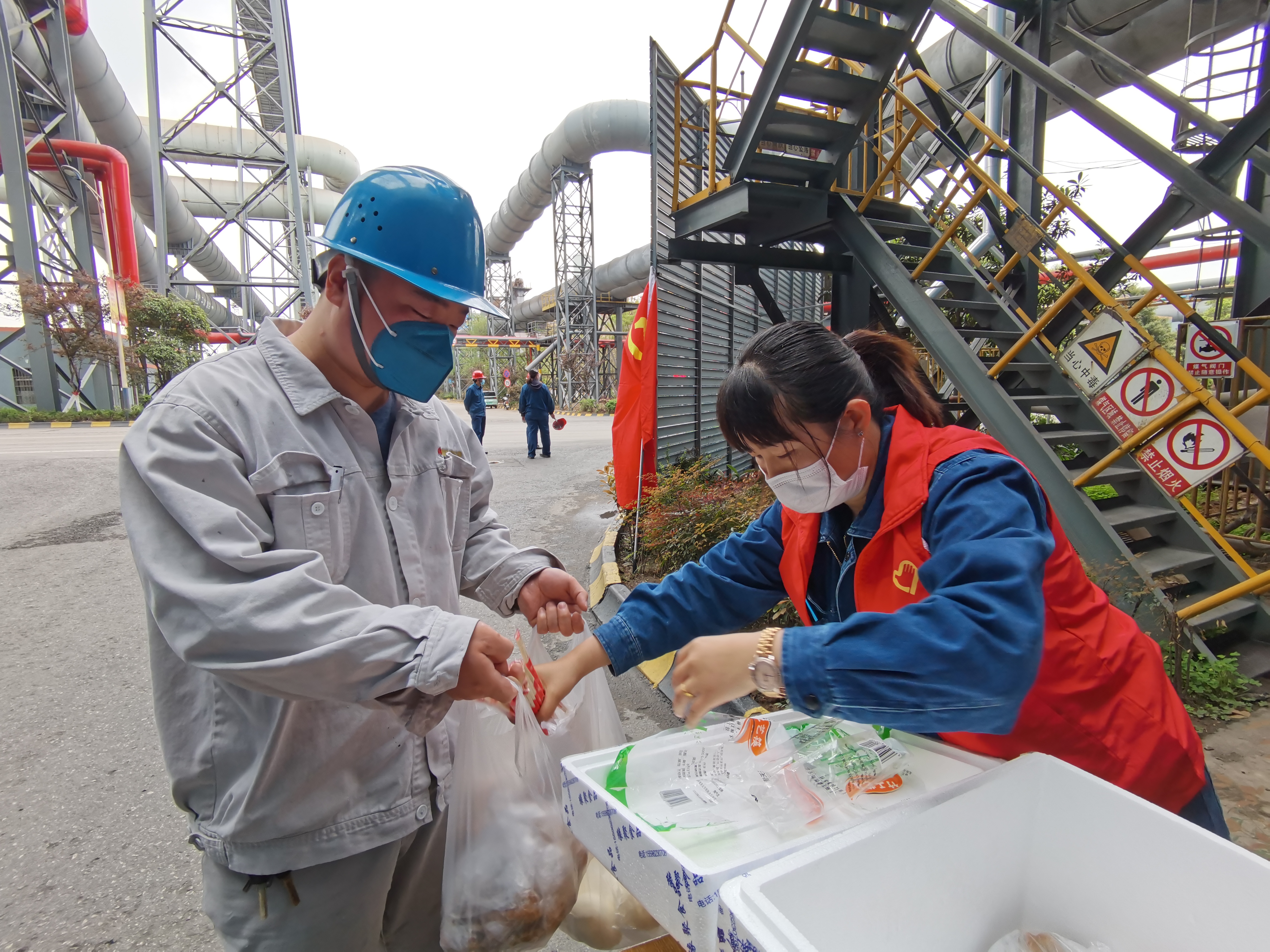 直击现场,镜头里的“检修日记” 直击现场,镜头里的“检修日记”